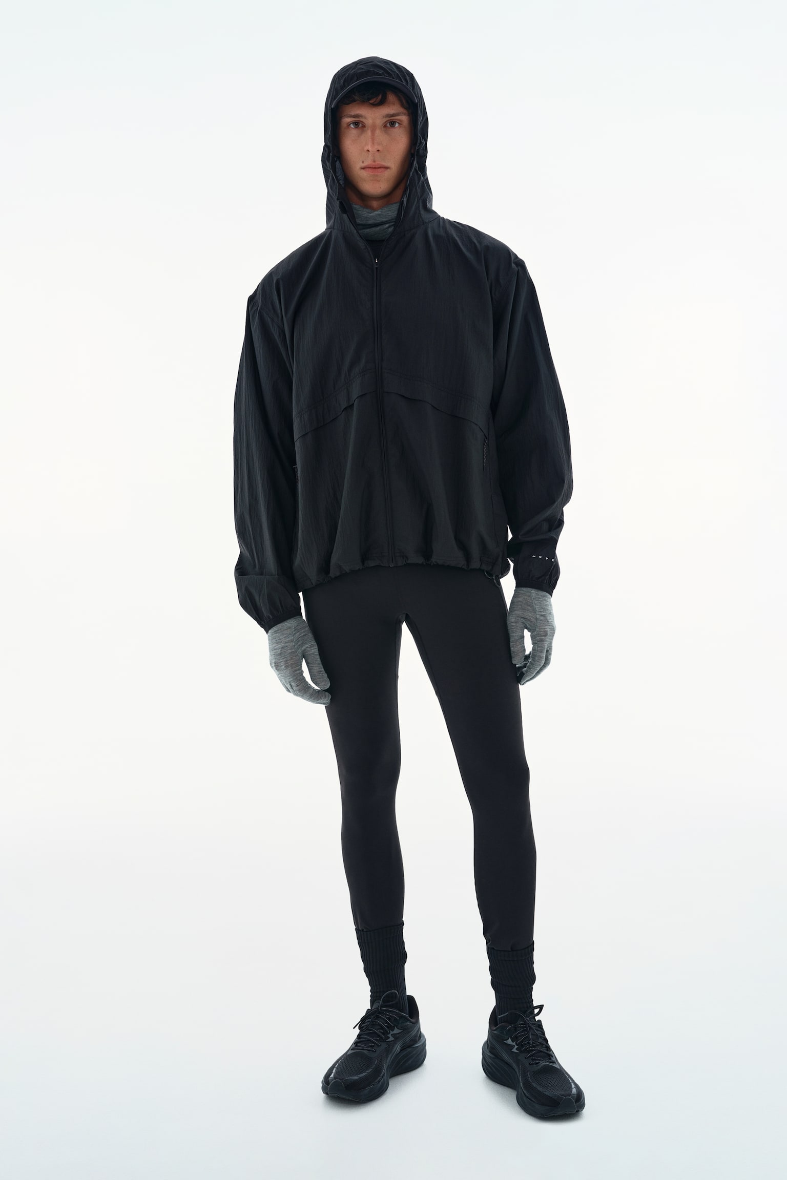 Мужская куртка H&M Move Relaxed-Fit Water-Repellent Running, цвет: Чёрный — фото 2