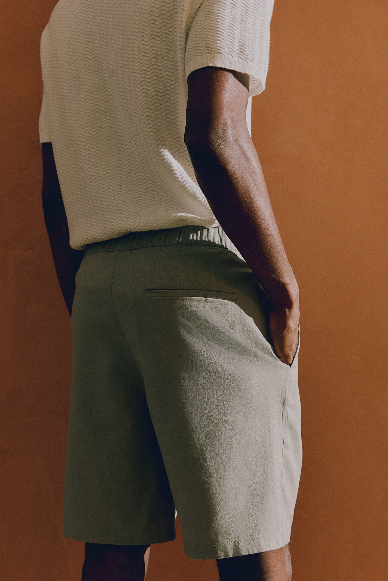 Relaxed Fit Shorts - Sage green/White/Light grey/Light beige/Navy blue/Black - 5