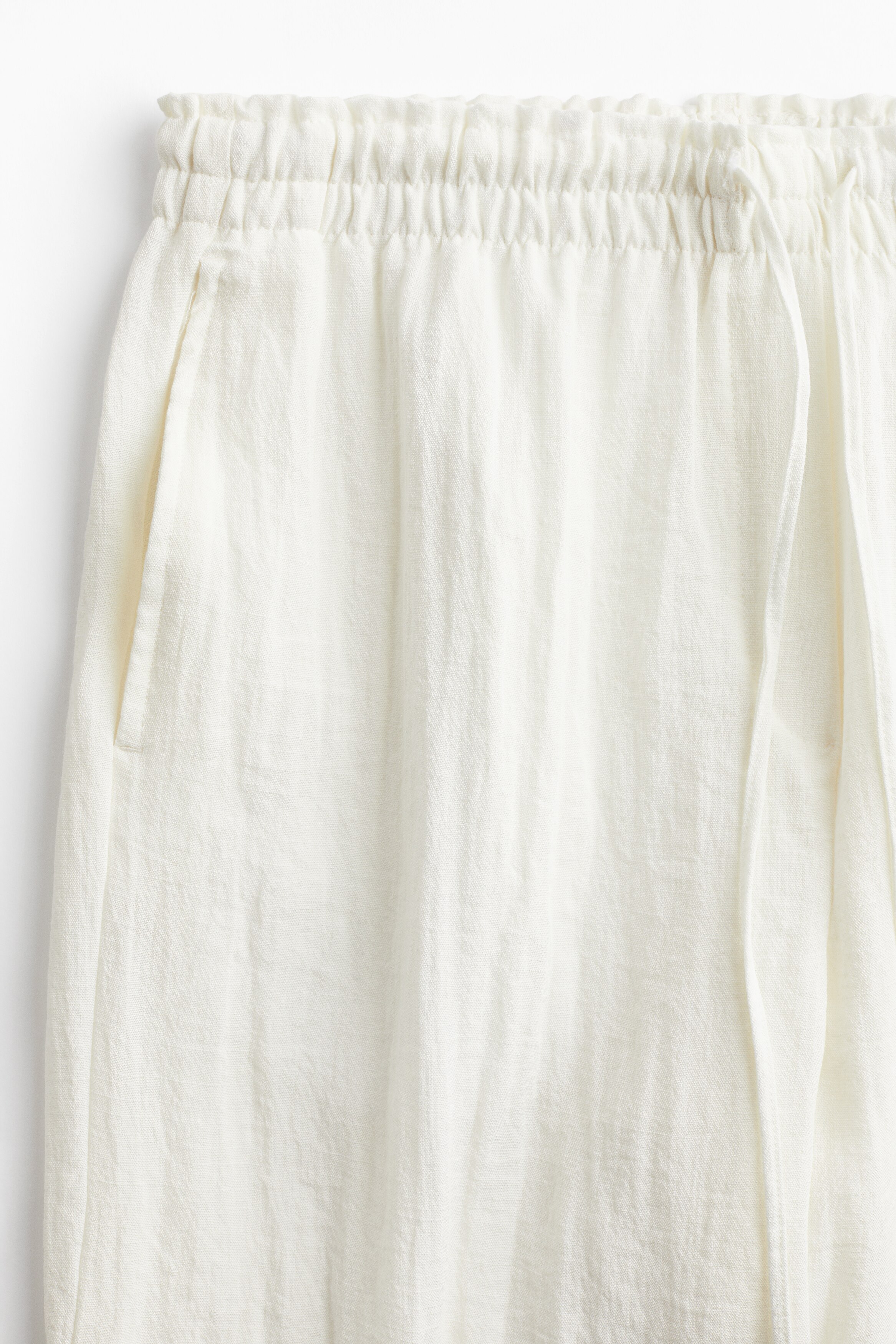 Ankle-length trousers