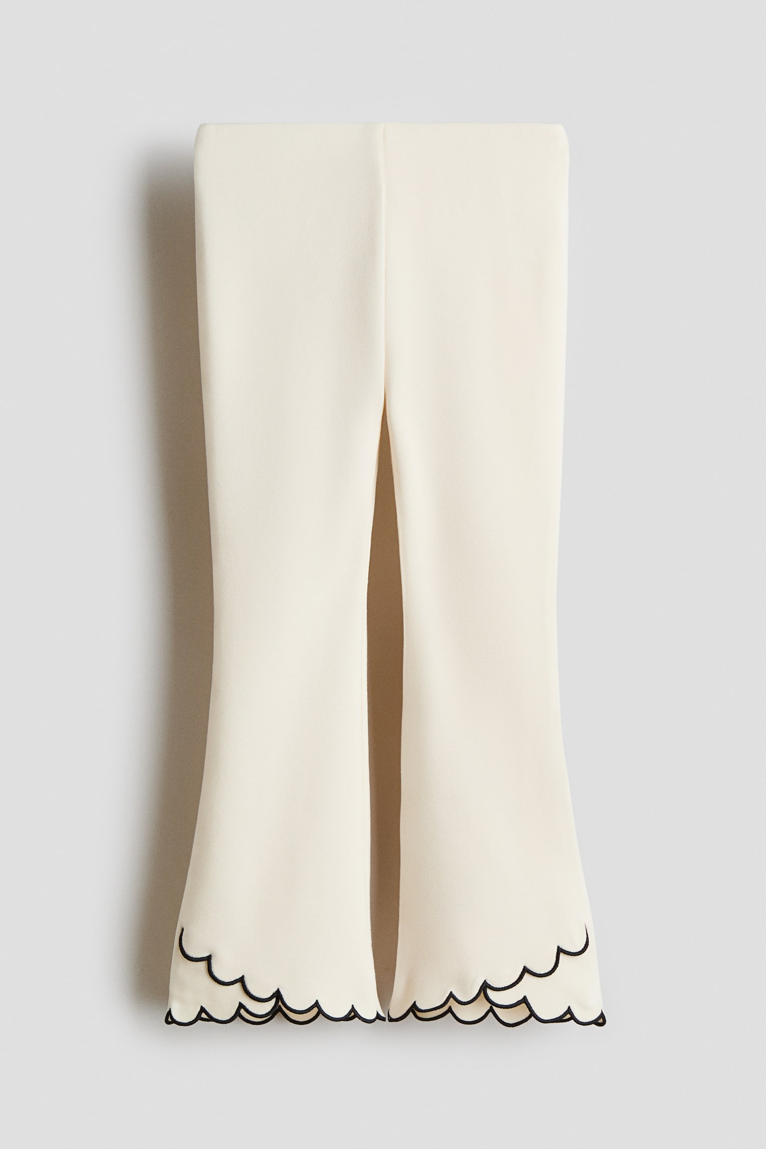 Quần legging loe gấu sò điệp - Màu kem - 1