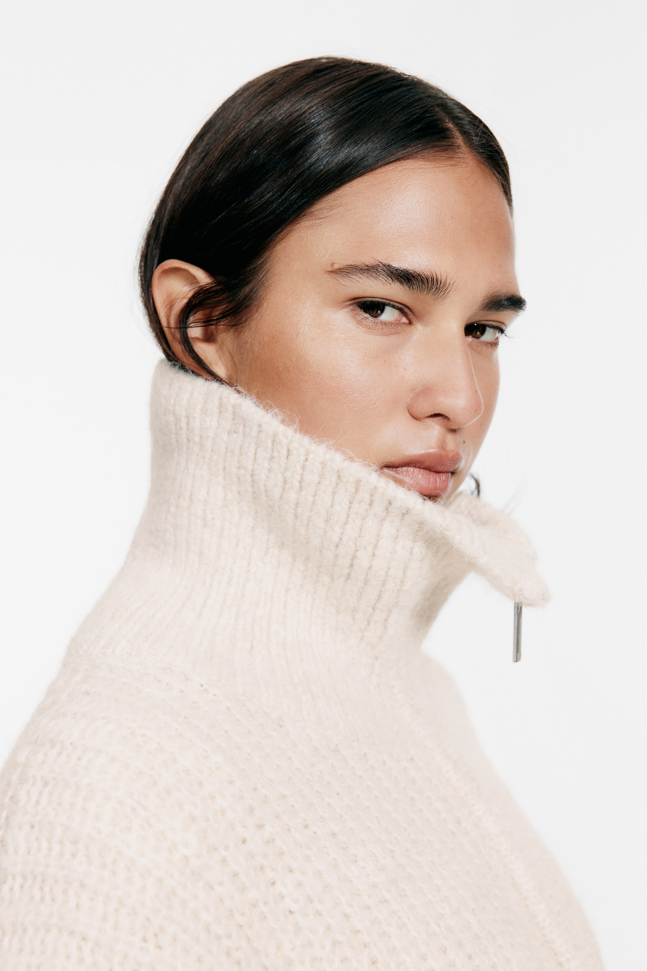 Büyük resmi görüntüle: Fermuarlı Hırka - Açık bej - KADIN | H&M TR 5