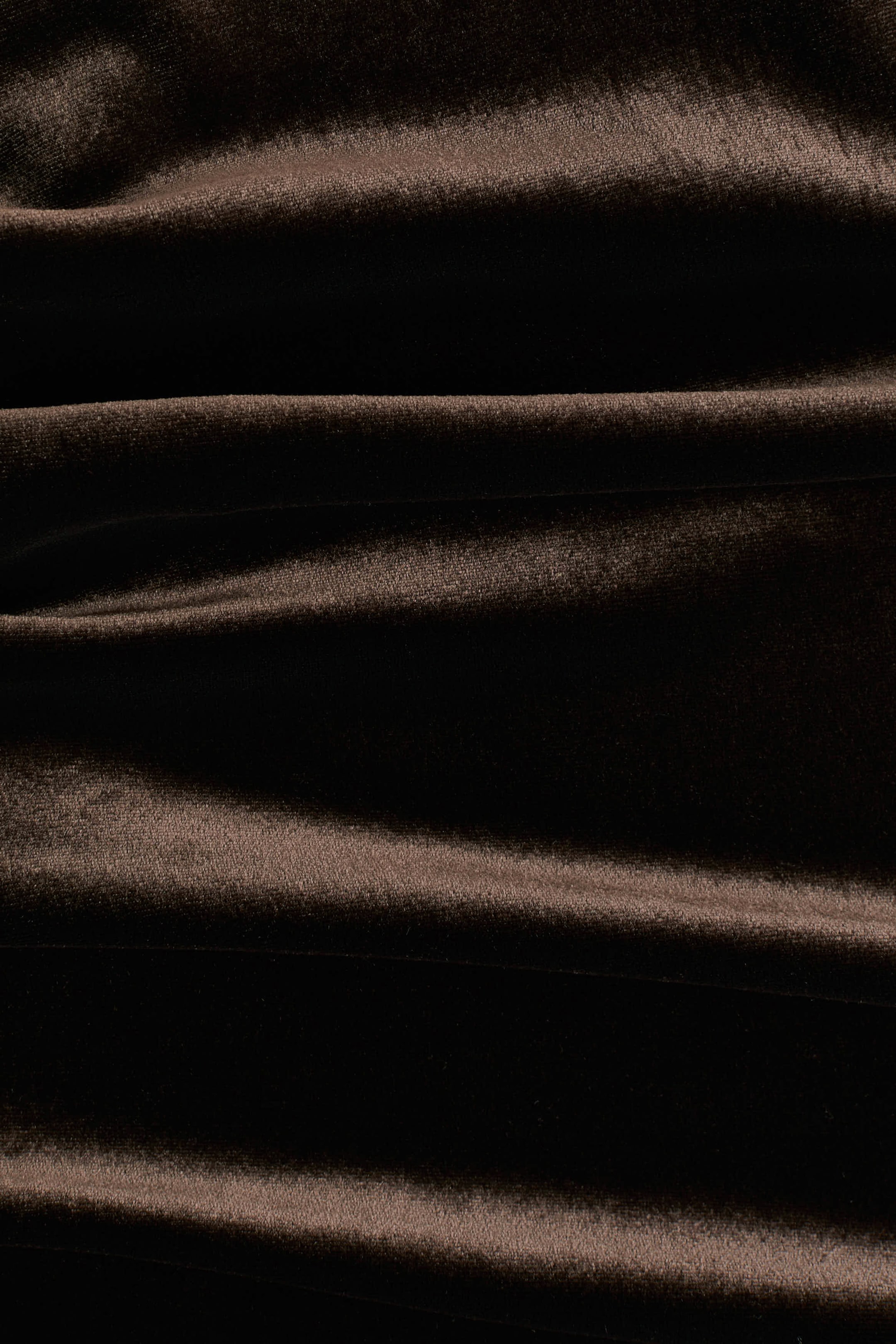 Zobacz większy obraz: Welurowa sukienka bez rękawów - Ciemnobrązowy - ONA | H&M PL 8