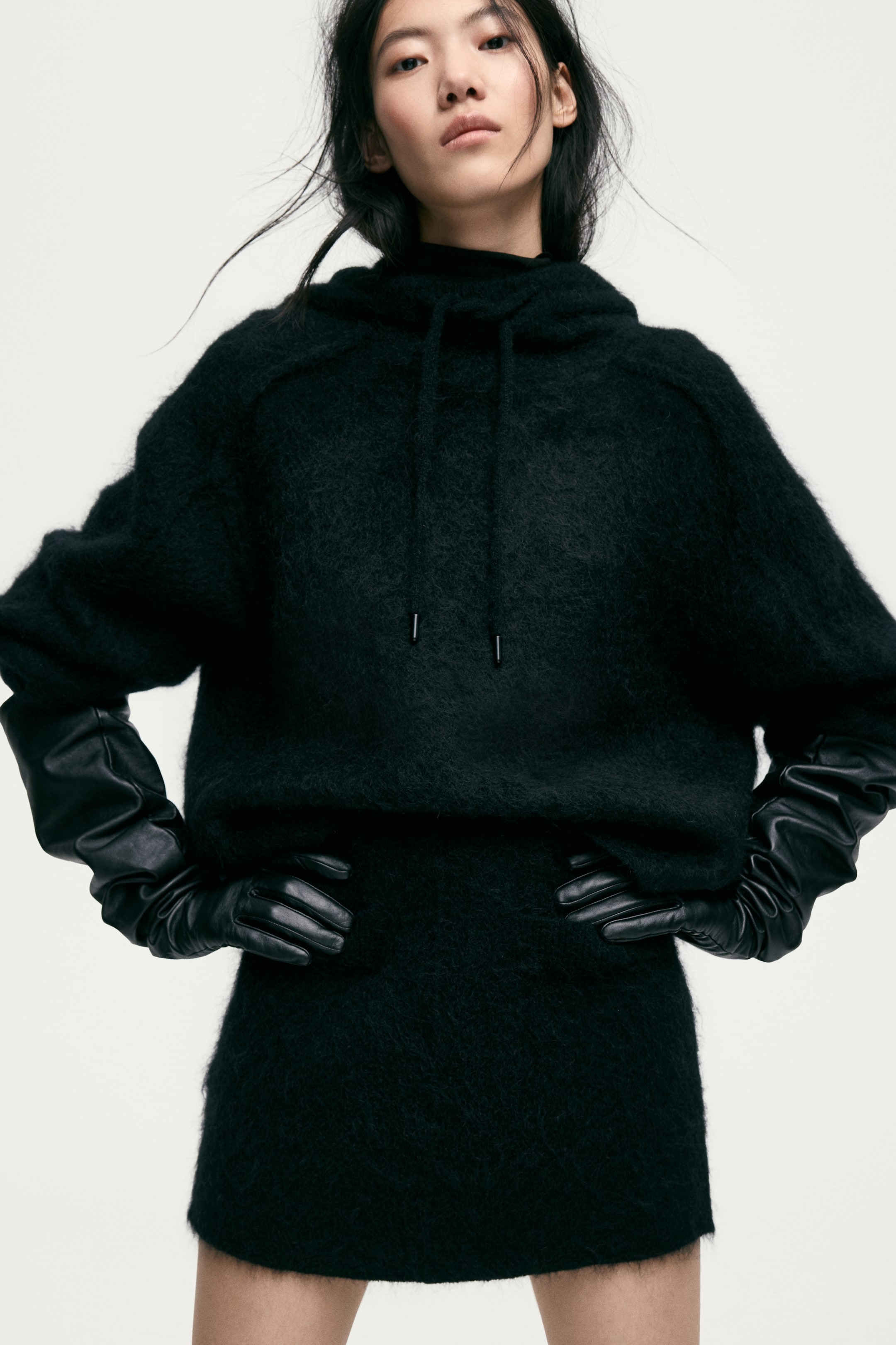 View larger image: Mohair-blend hoodie - Black - Ladies | H&M 4