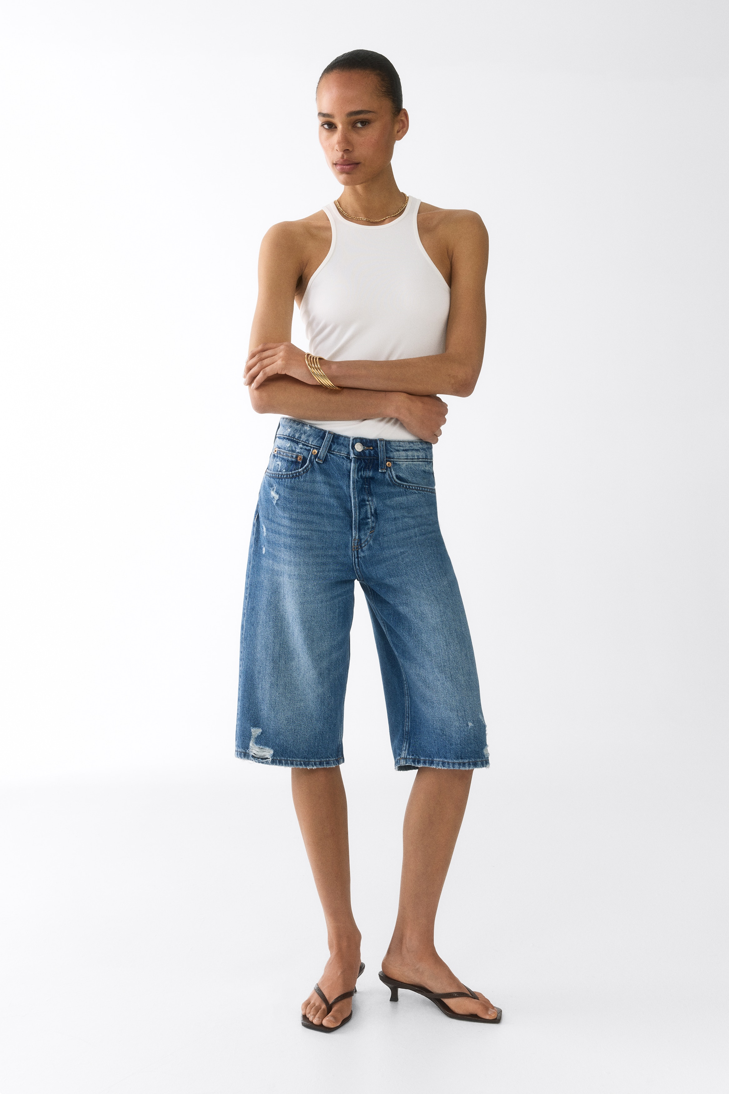 Denim bermudaModel