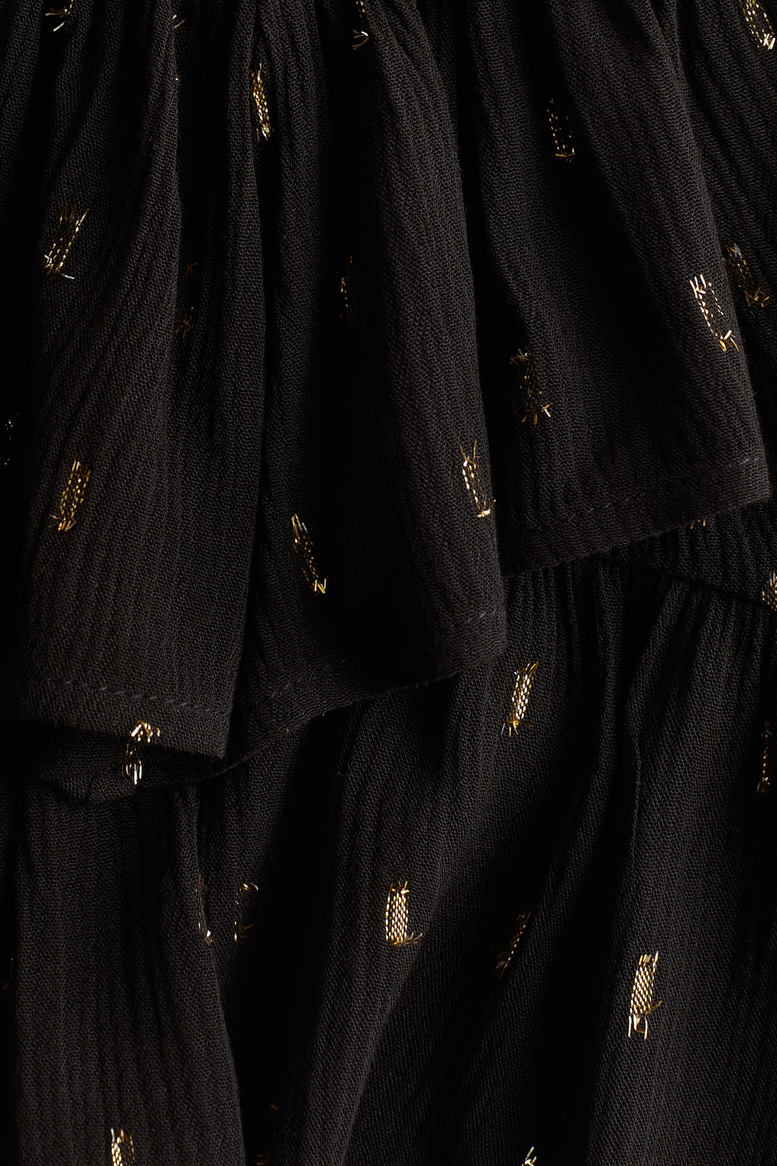 Volánová sukně s žabkováním - Černá/zlatá/Červená - 2