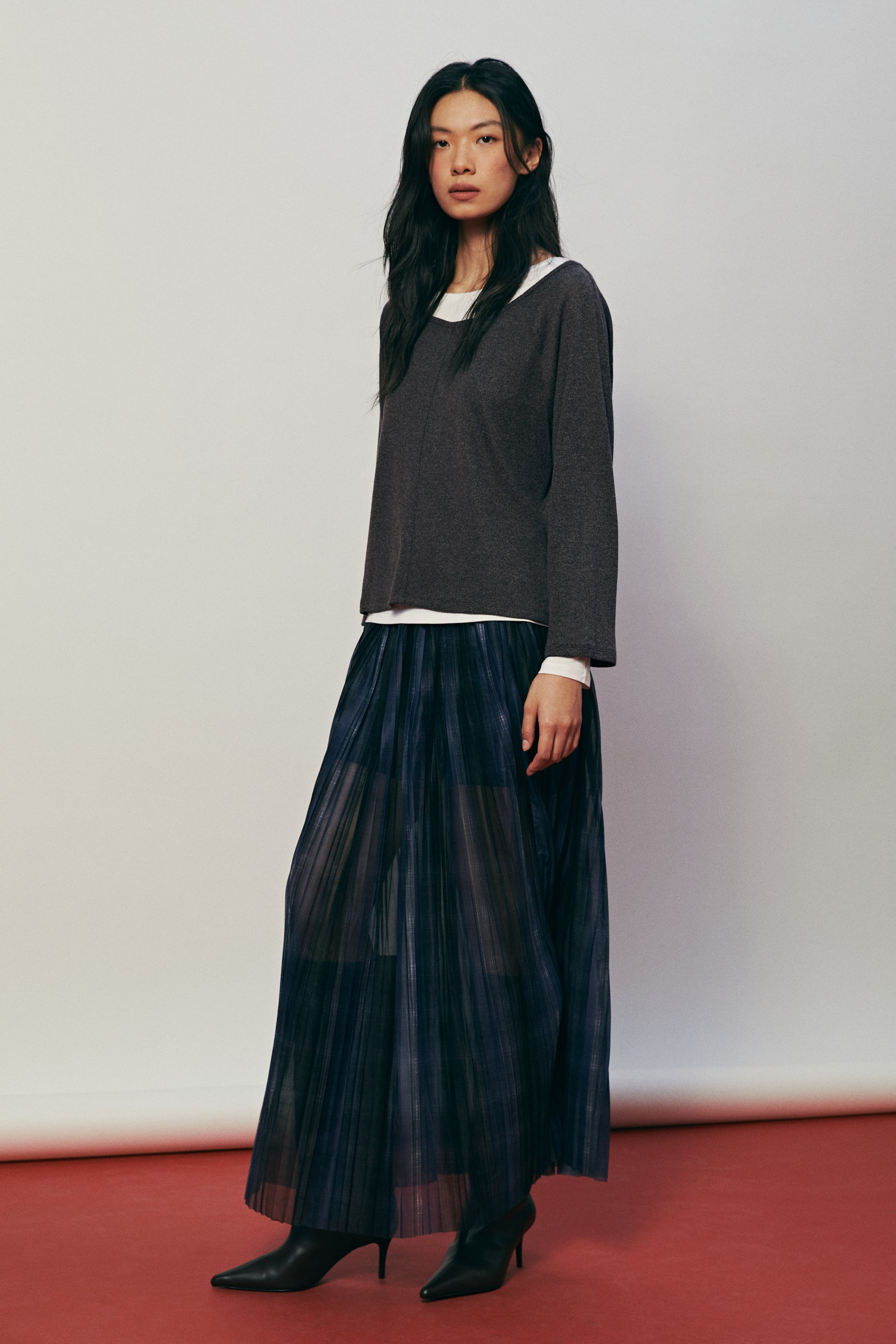 拡大画像を表示: レイヤードトップス - ダークブラウン／ホワイト - レディース | H&M JP 5