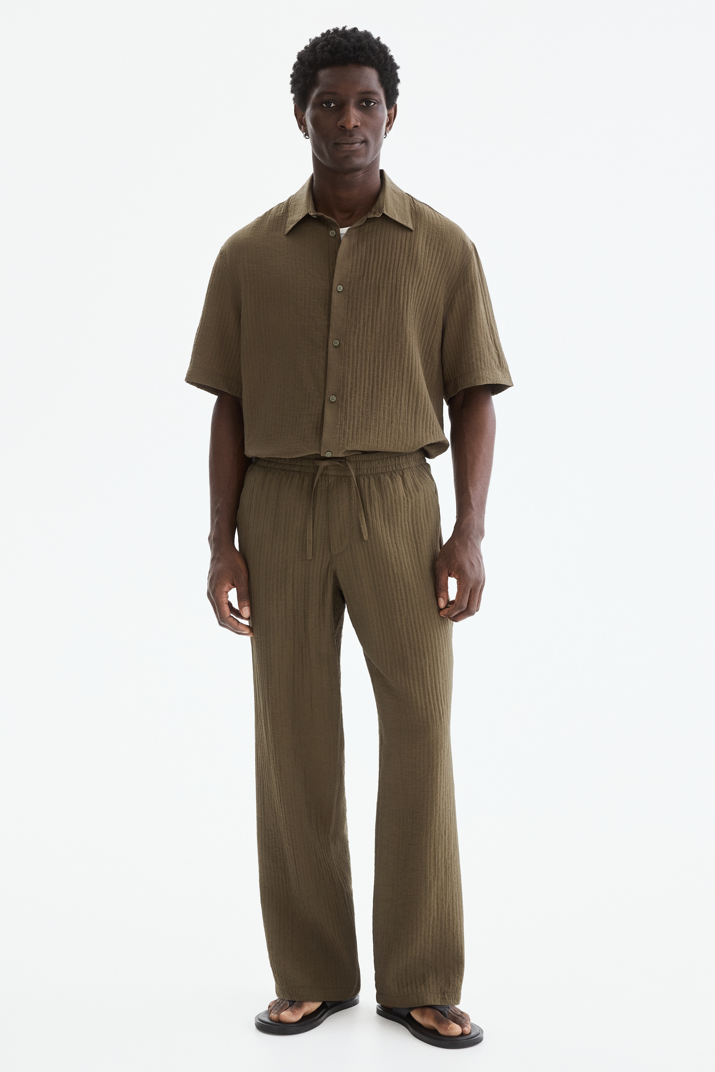 Pantaloni strutturati Relaxed Fit - Verde kaki/Bianco/Bordeaux/Nero