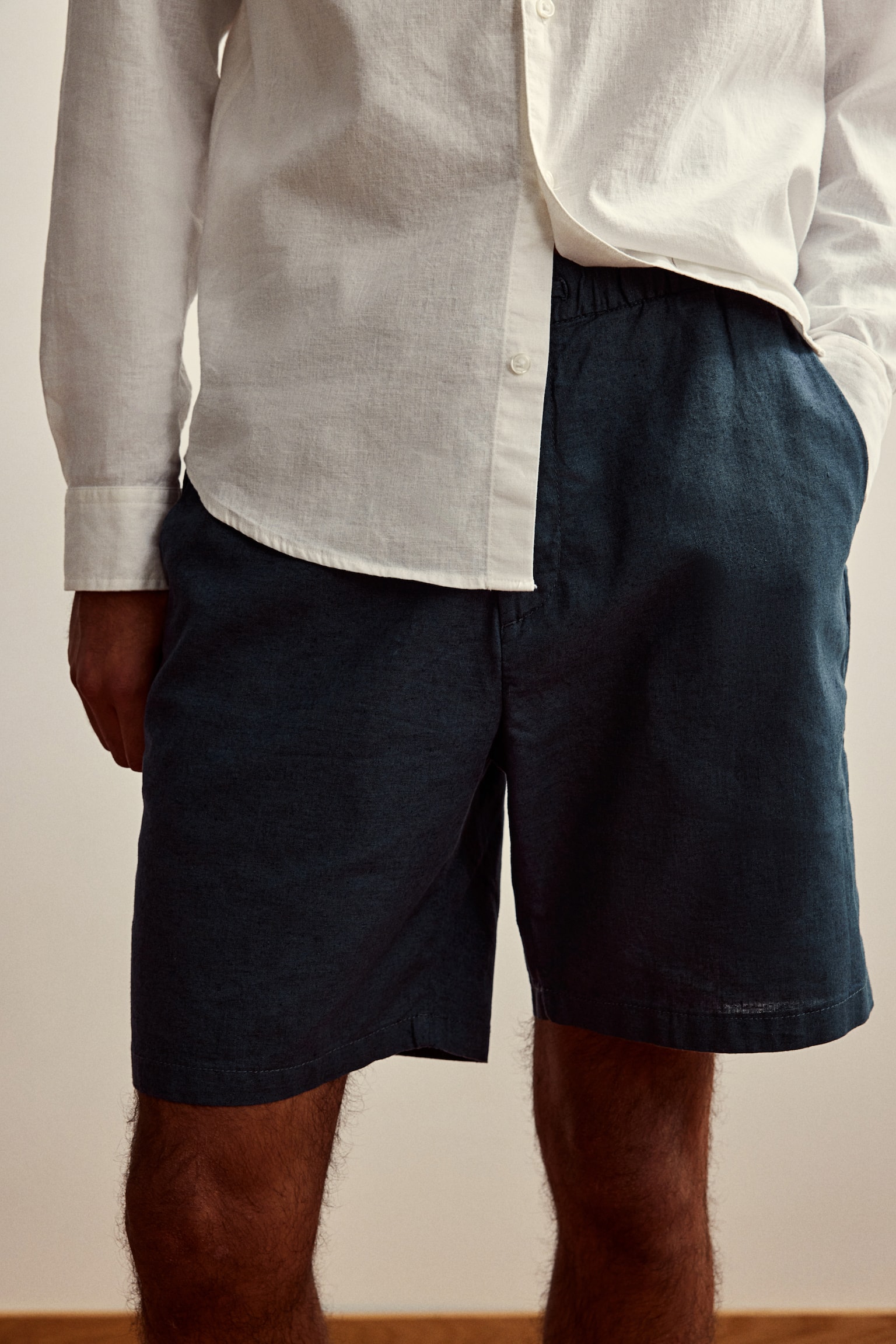 Regular Fit Linen-blend shorts - Dark blue/Light grey/Light beige/Black/White - 6