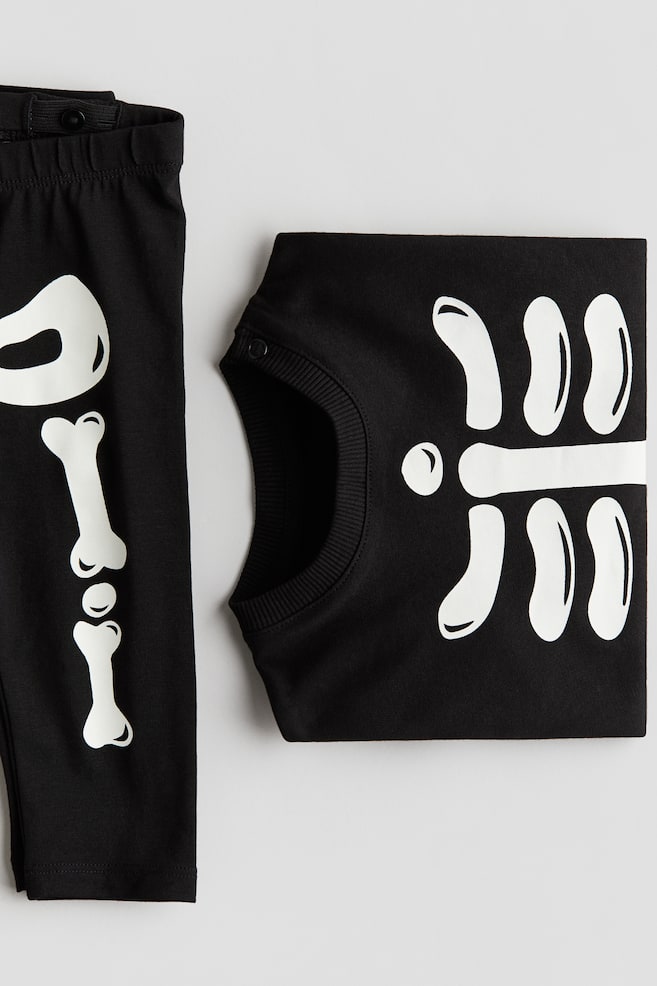 2-piece Print Design Set-Black/Skeleton - 2