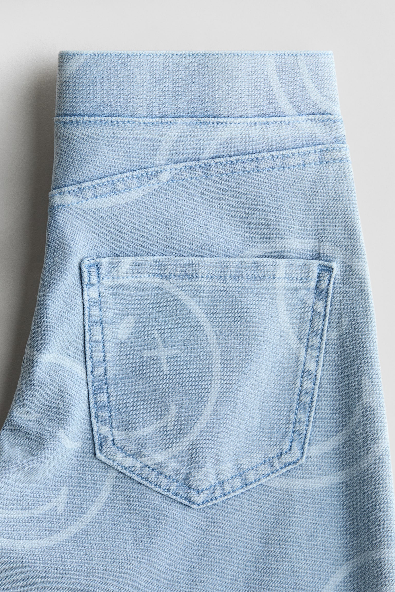 Pantalón ancho con apariencia de denim - Azul denim claro/SmileyWorld® - 5
