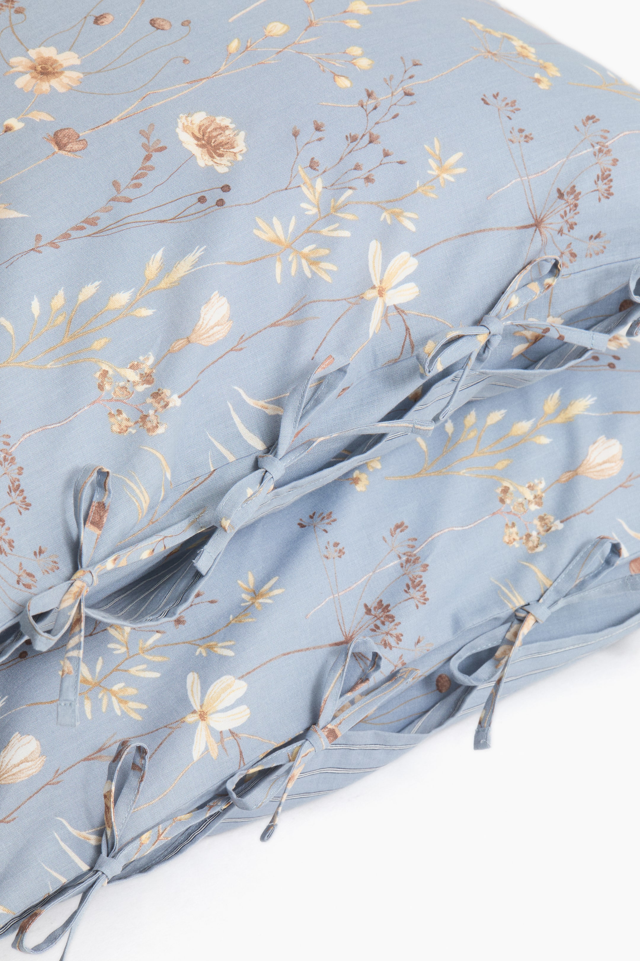 2-Pack Floral Pillowcases