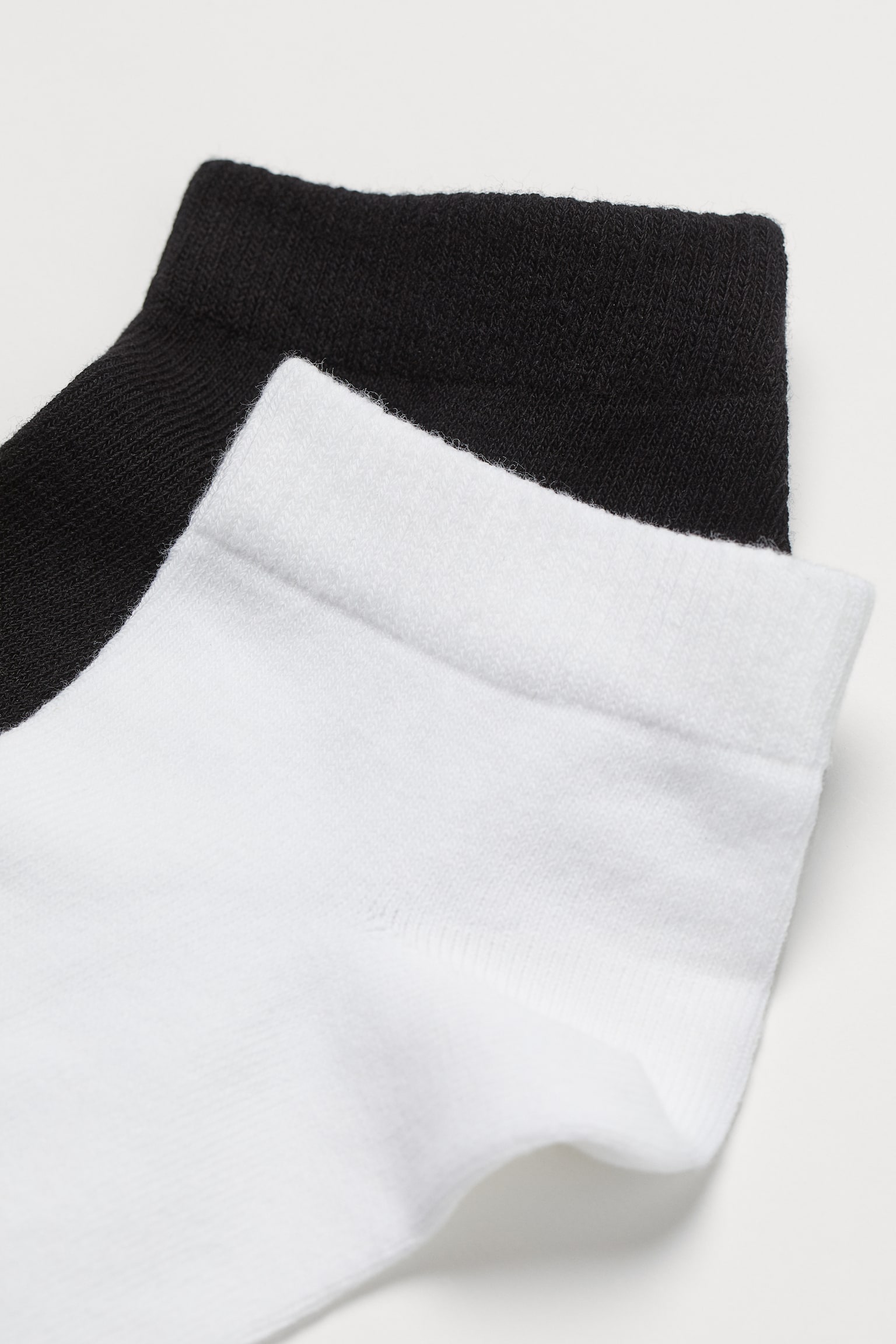 10-pack Sneaker Socks - Black/White - 3