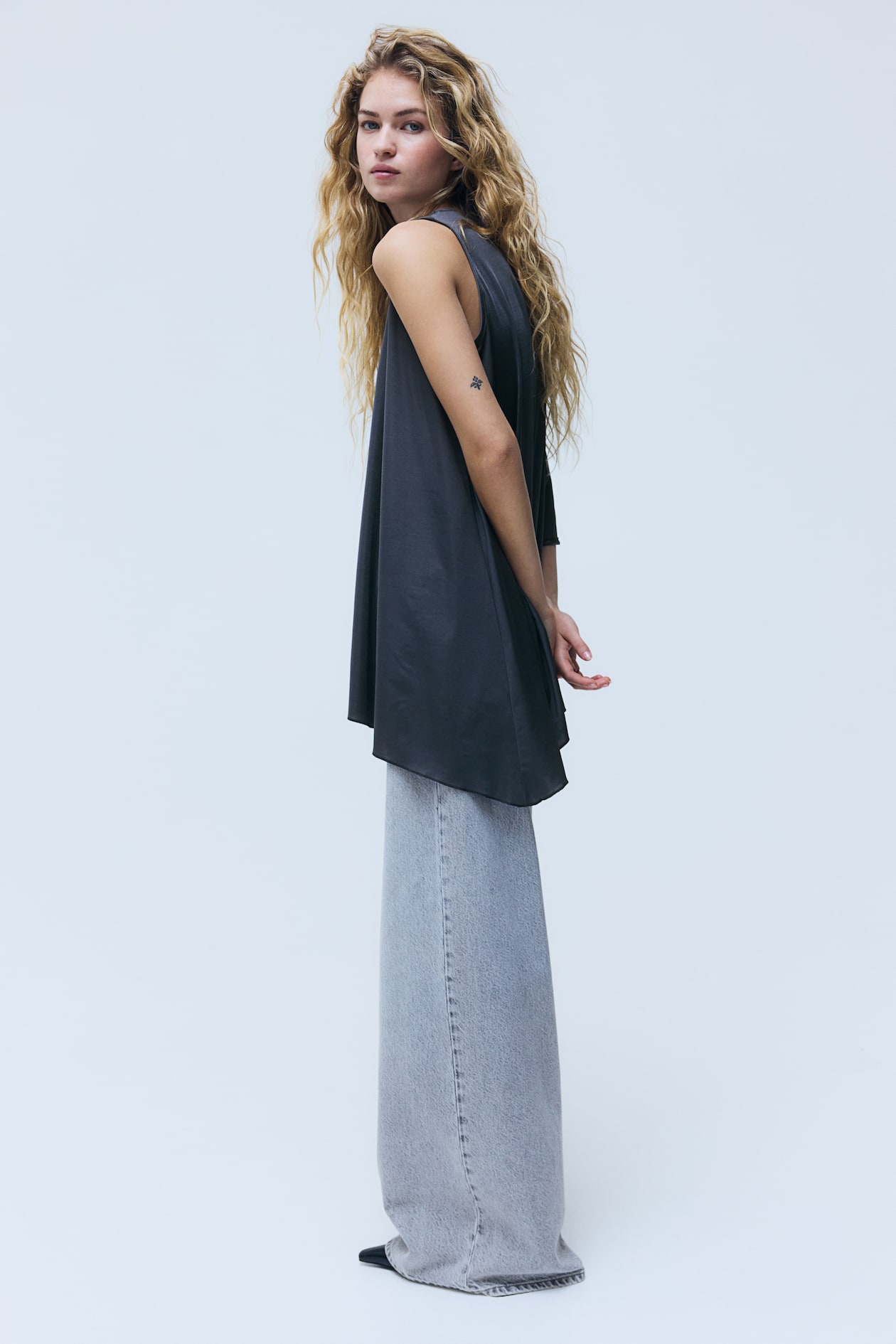 Asymmetric Cape Top - image 3