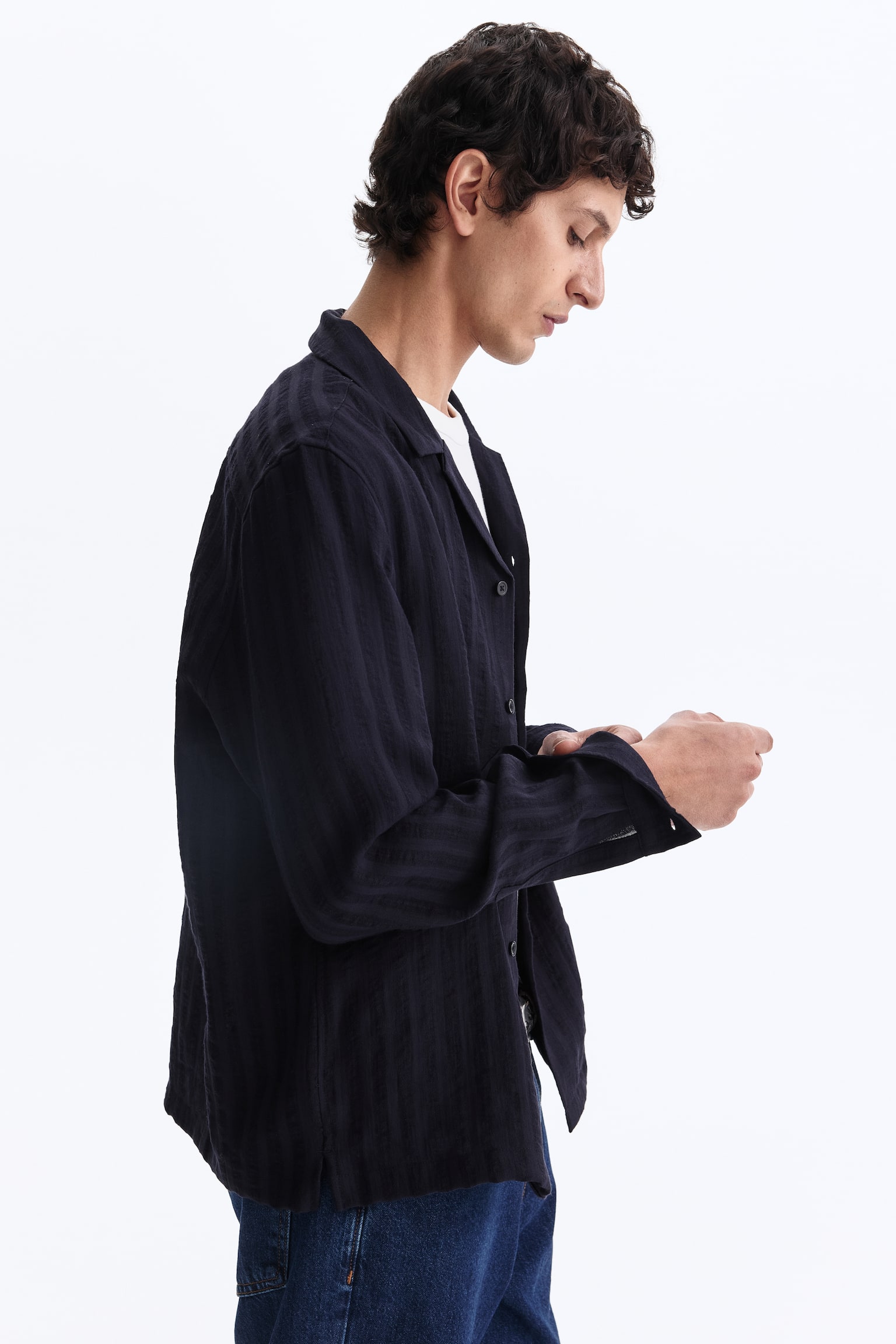 Áo sơ mi cổ hai ve dài tay Regular Fit - Màu xanh dương đậm - 4