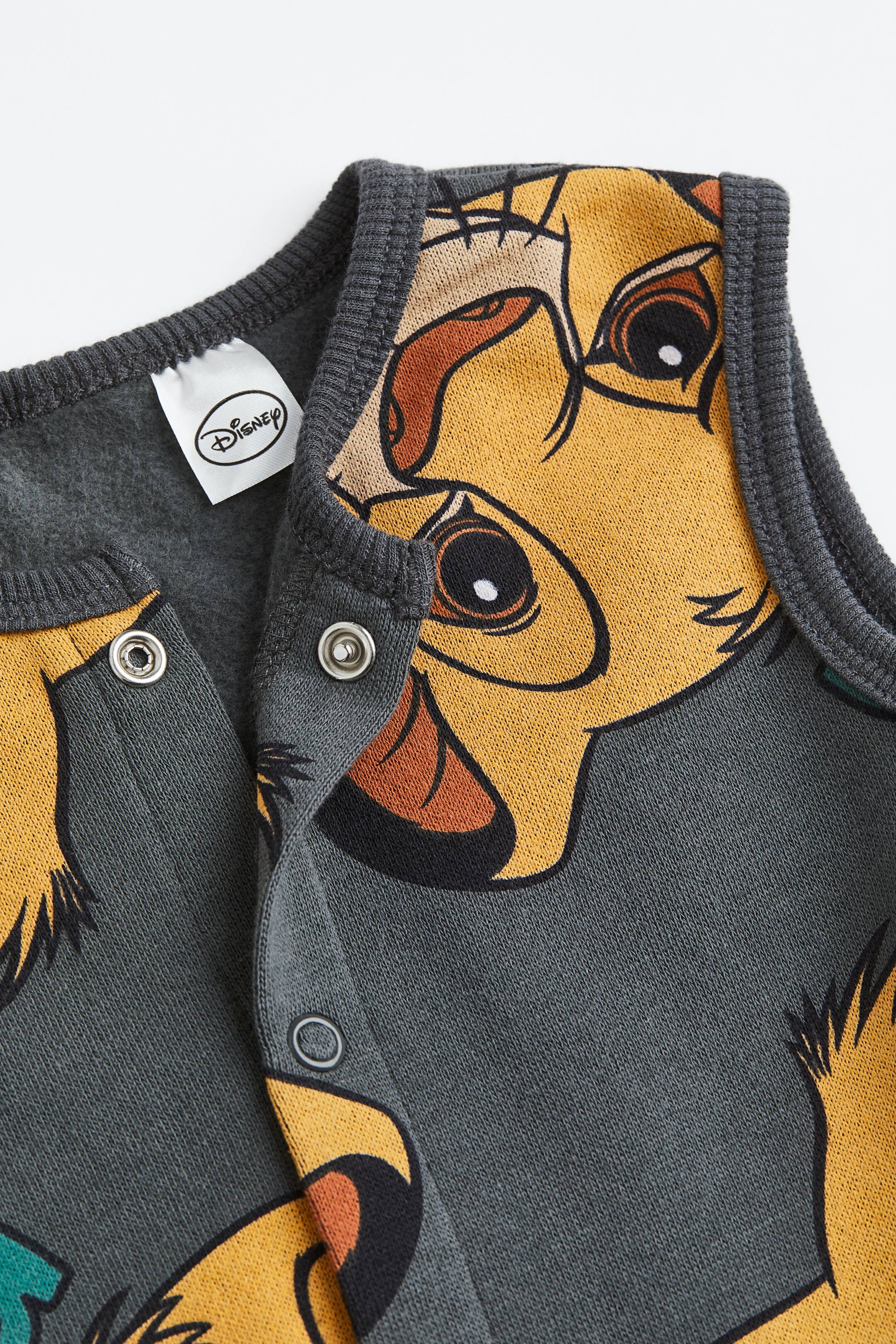 이미지 확대 보기: 프린트 코튼 2피스 세트 - 다크 그레이/라이온 킹 - Kids | H&M KR 3