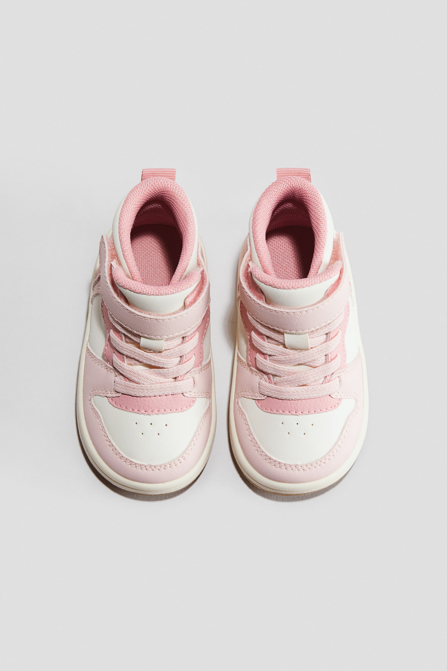 Tenis con abertura al frente - Rosa/Azul - 2