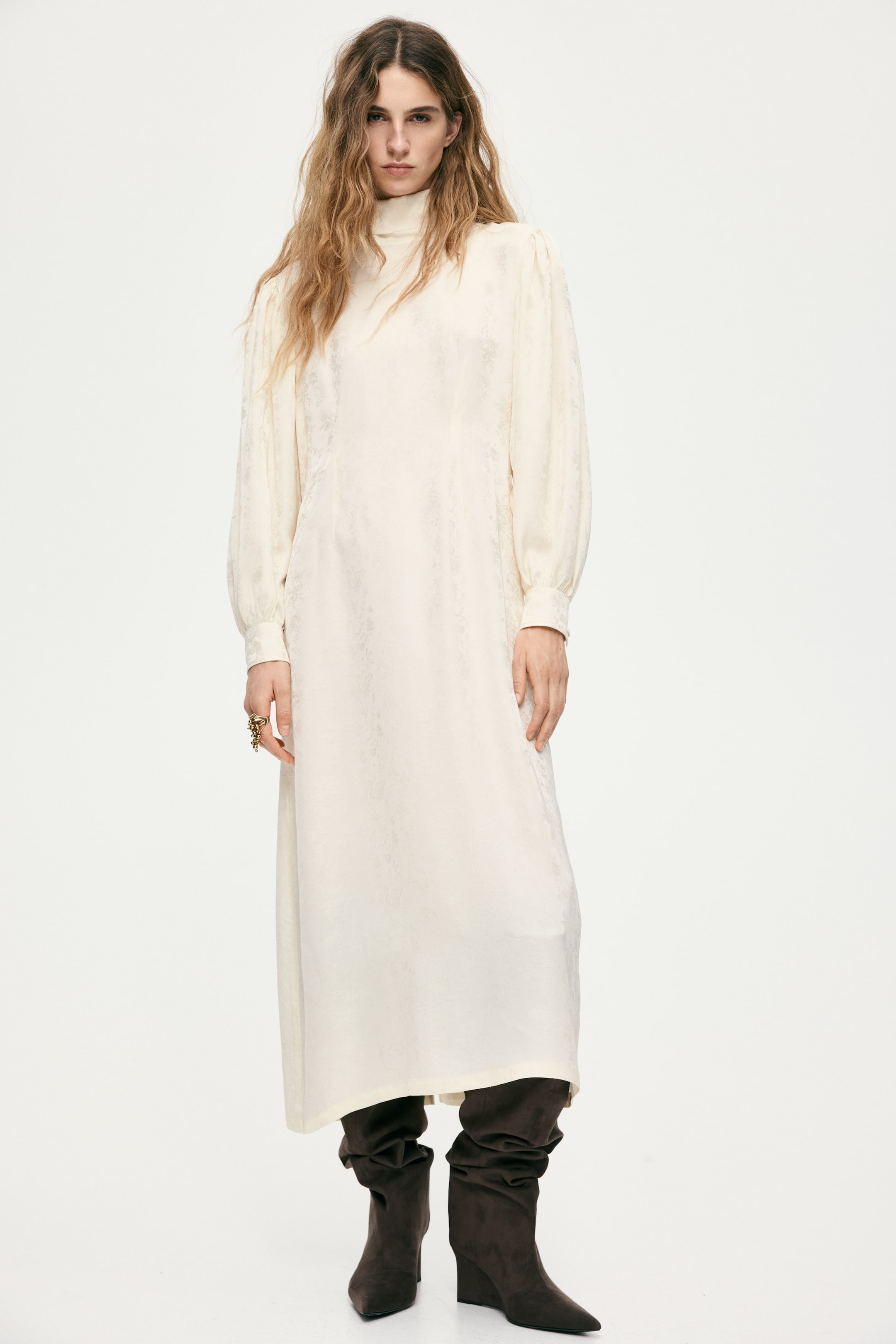 View larger image: Tie-detail dress - Cream - Ladies | H&M 1