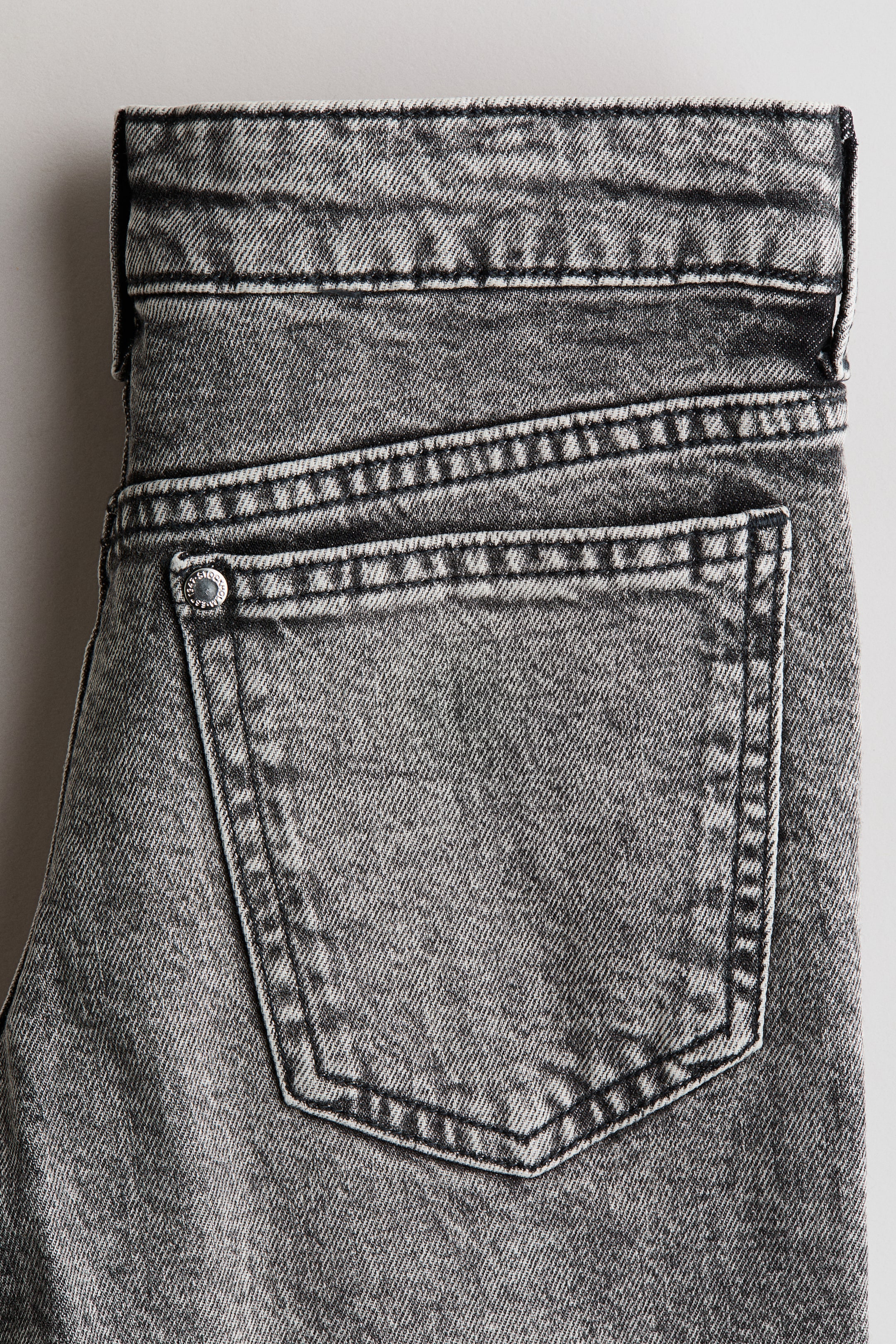 Comfort Stretch Slim-Fit Jeans