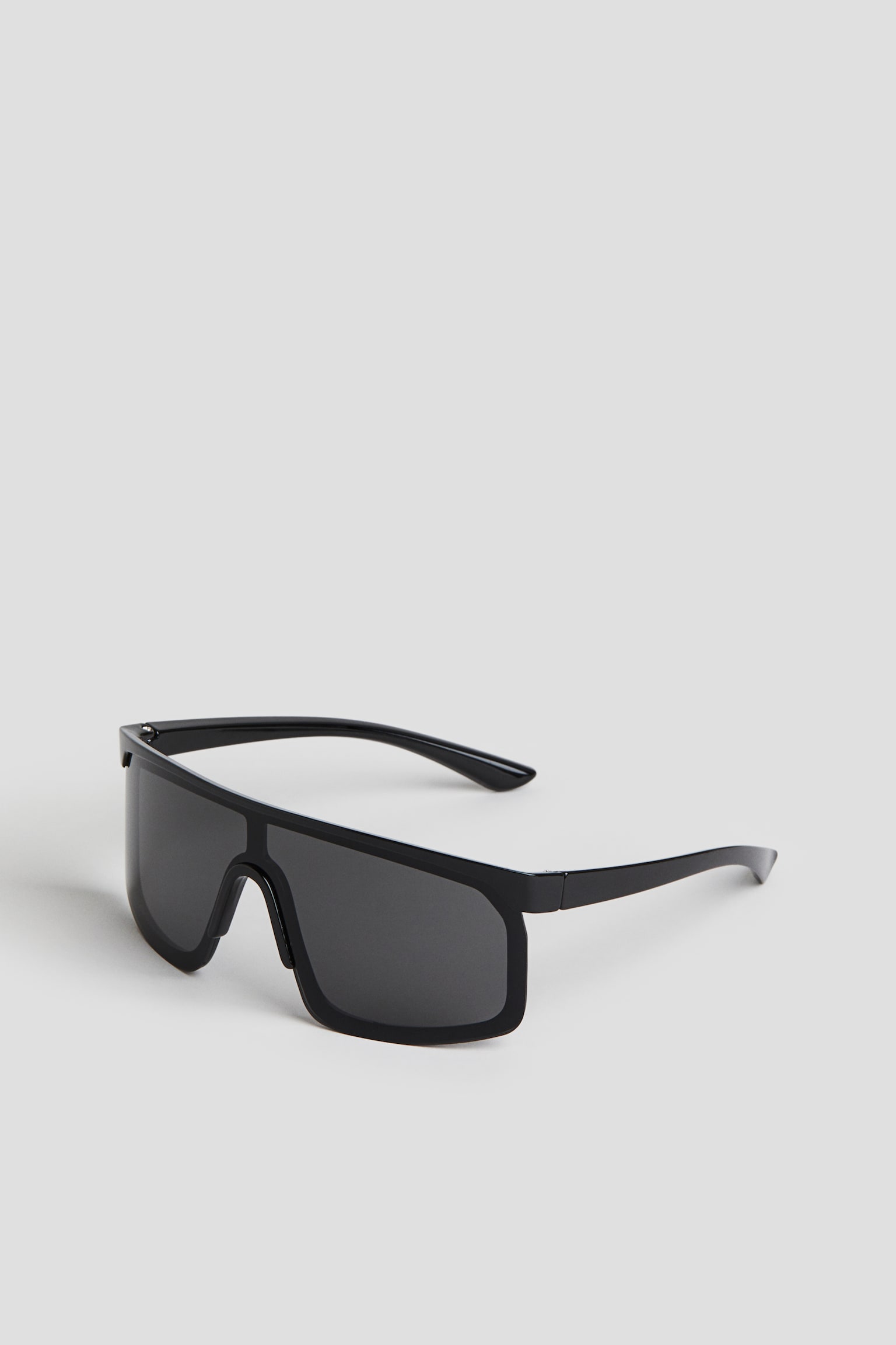 Sporty sunglasses - Black - 1