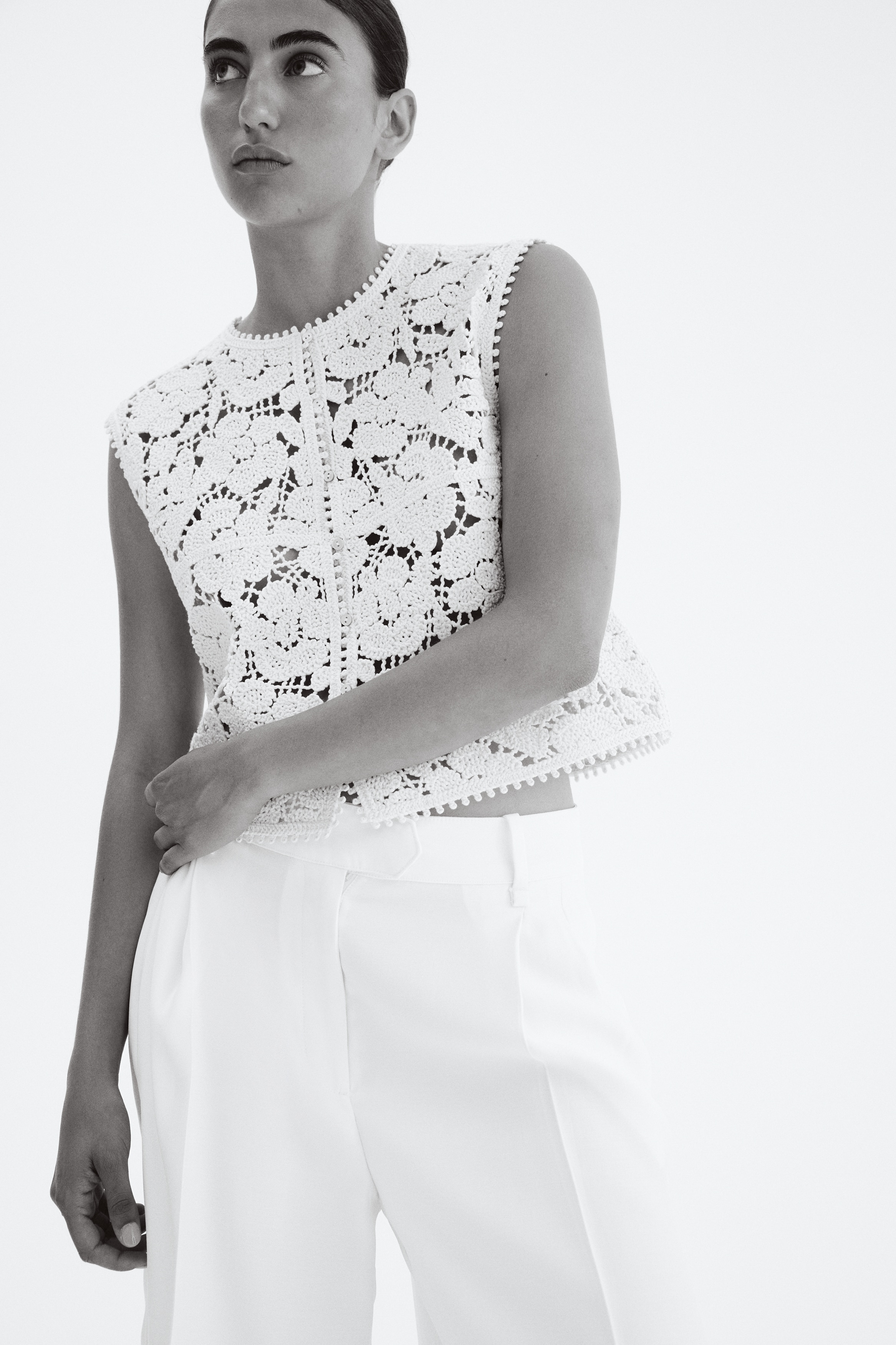 H & M - クロッシェライクベスト - ホワイト