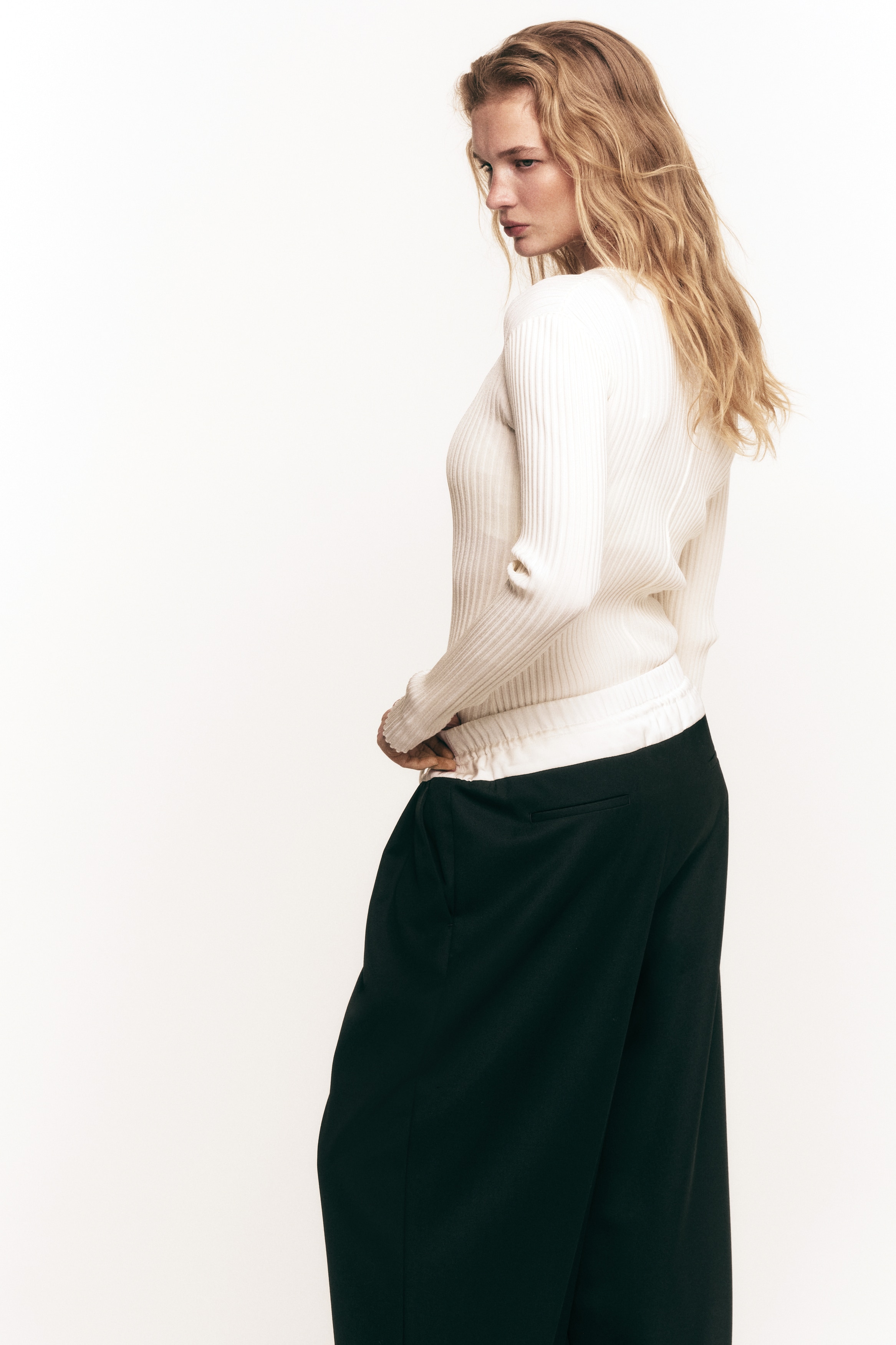 Wool-blend trousers