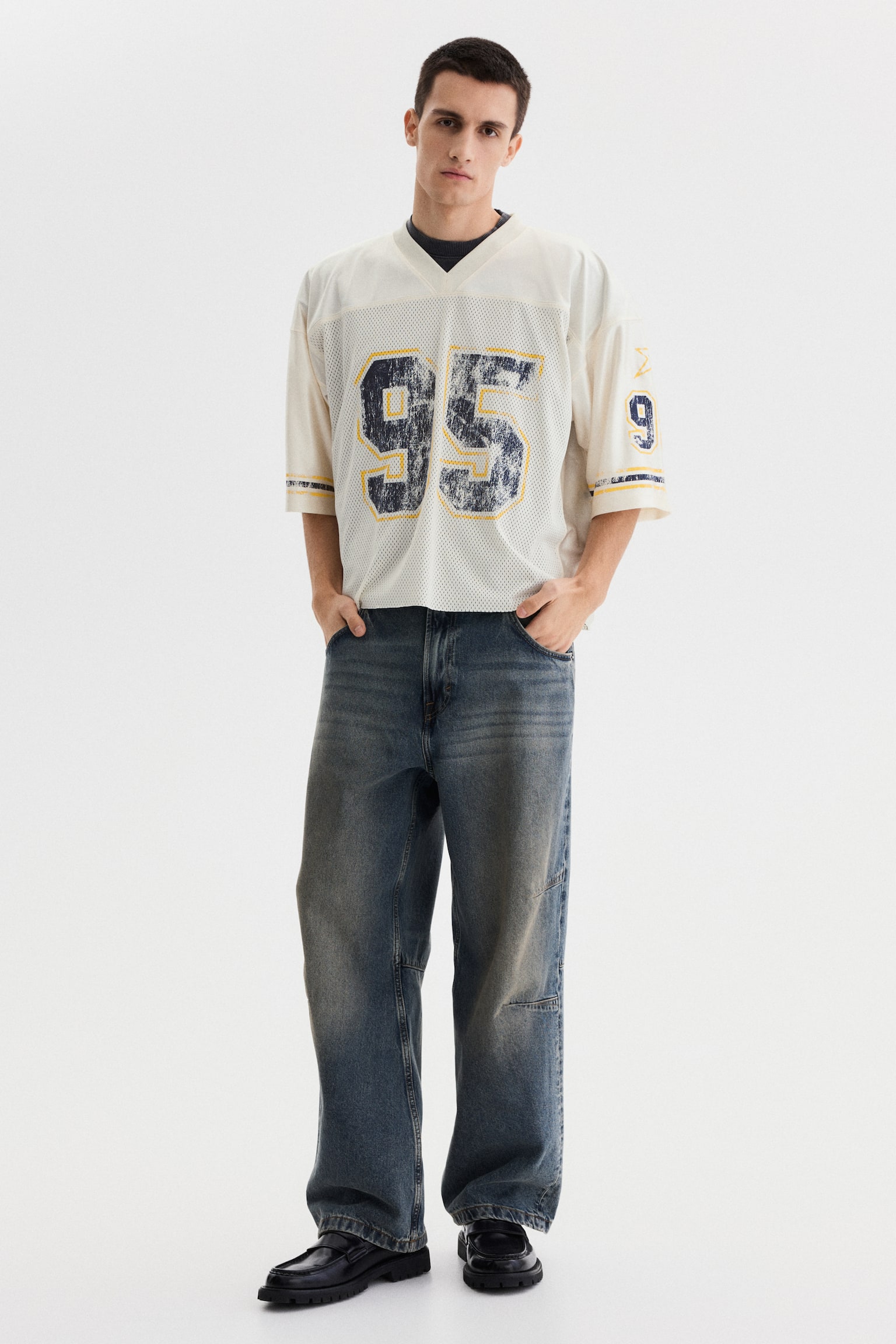 Playera Oversized Fit en malla con diseño - Blanco/W. Coast 95/Negro/22/Blanco/22/Azul oscuro/W. Coast 95 - 3