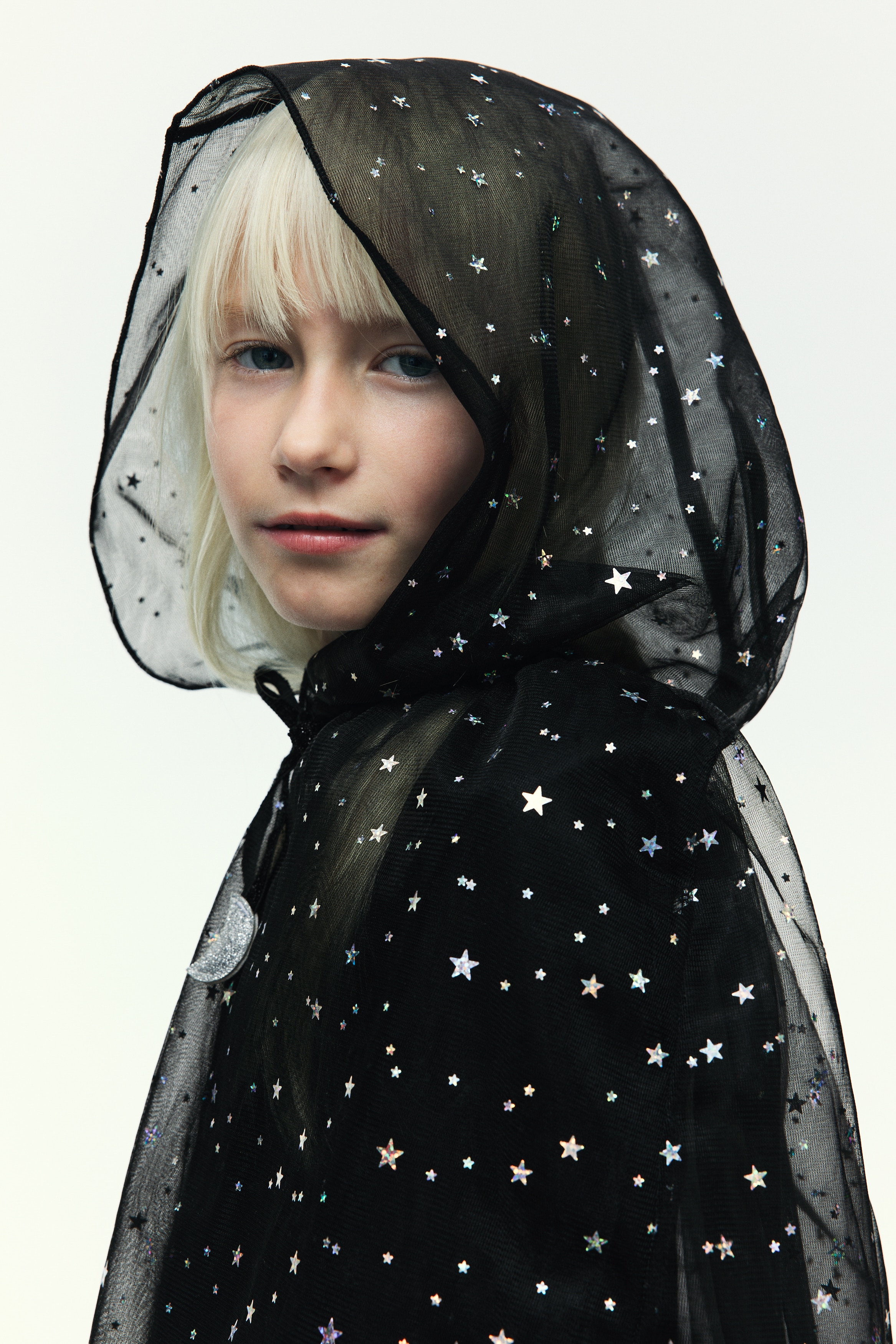 Flicka - Svart/Stjärnor Maskeradcape - Size: 104/116 (3-6Y)  - H&M