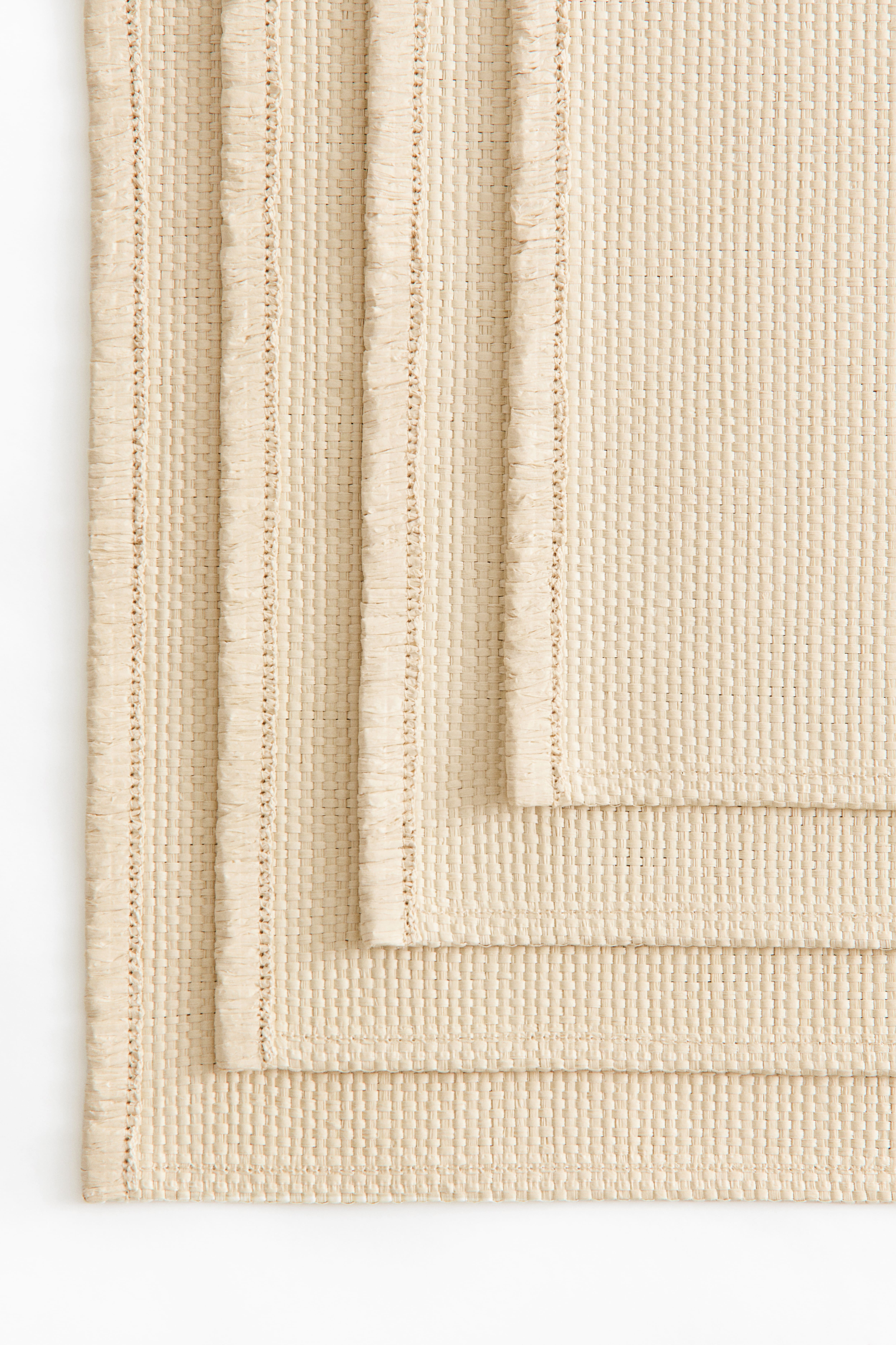 4-Pack Straw Placemats