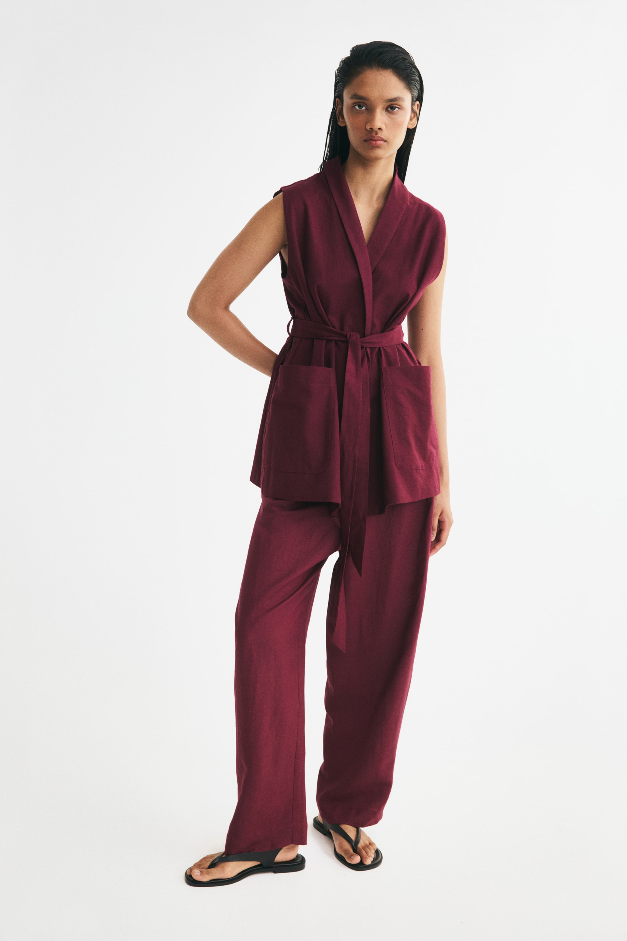 View larger image: Belted linen-blend waistcoat - Dark plum red - Ladies | H&M IN 1