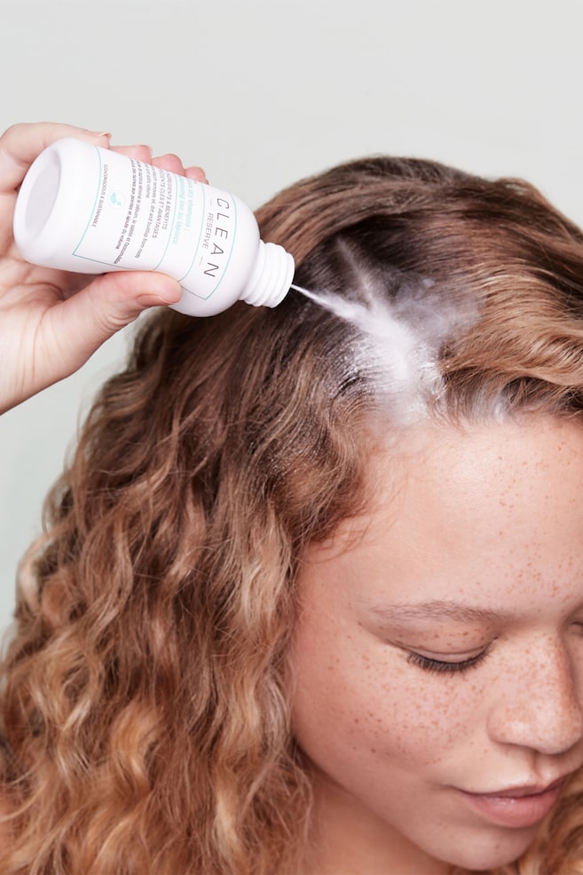 Tapioca Dry Shampoo - For All Hair Types - 2