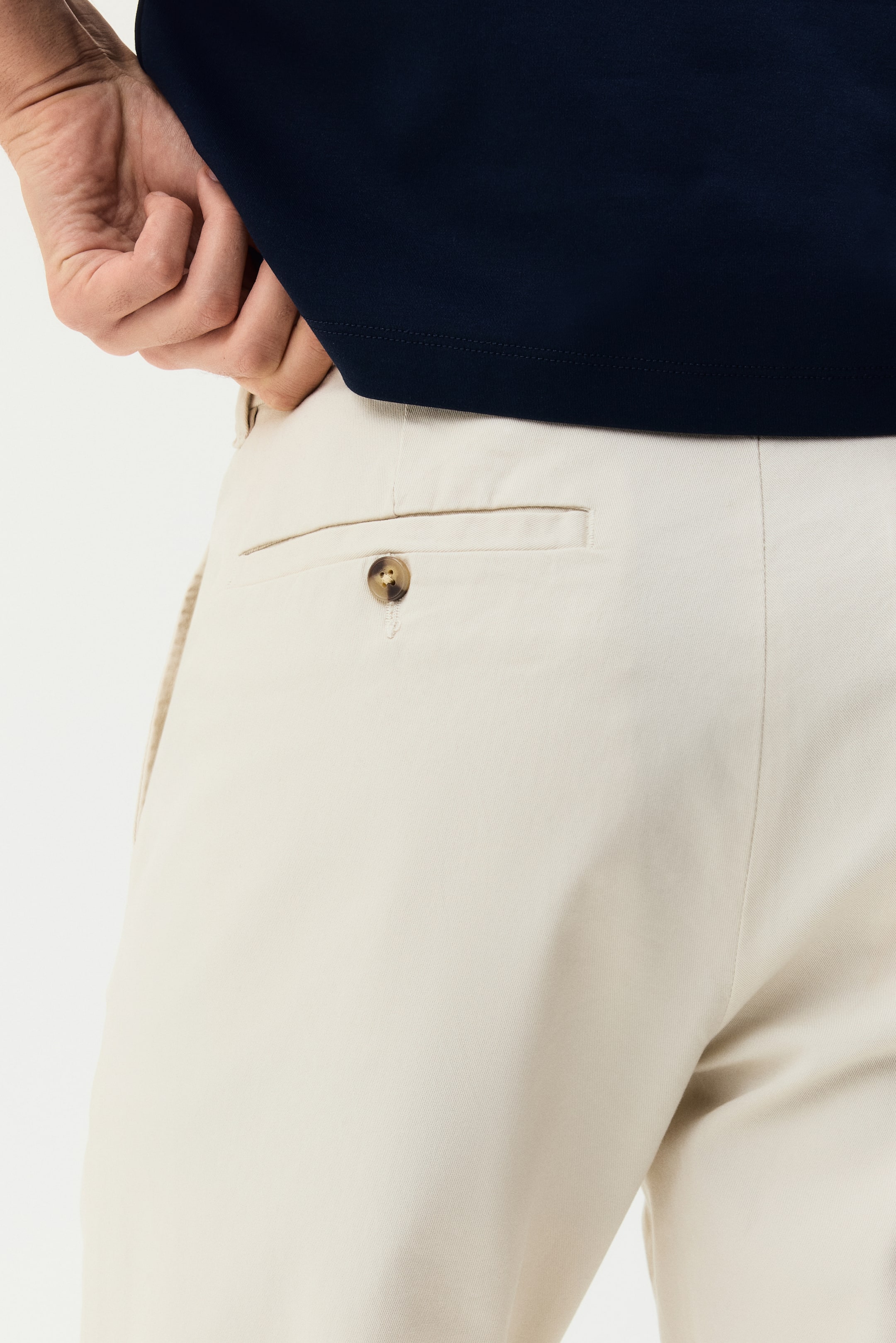 Ver imagen más grande: Chinos de algodón Slim Fit - Beige claro - HOMBRE | H&M ES 3