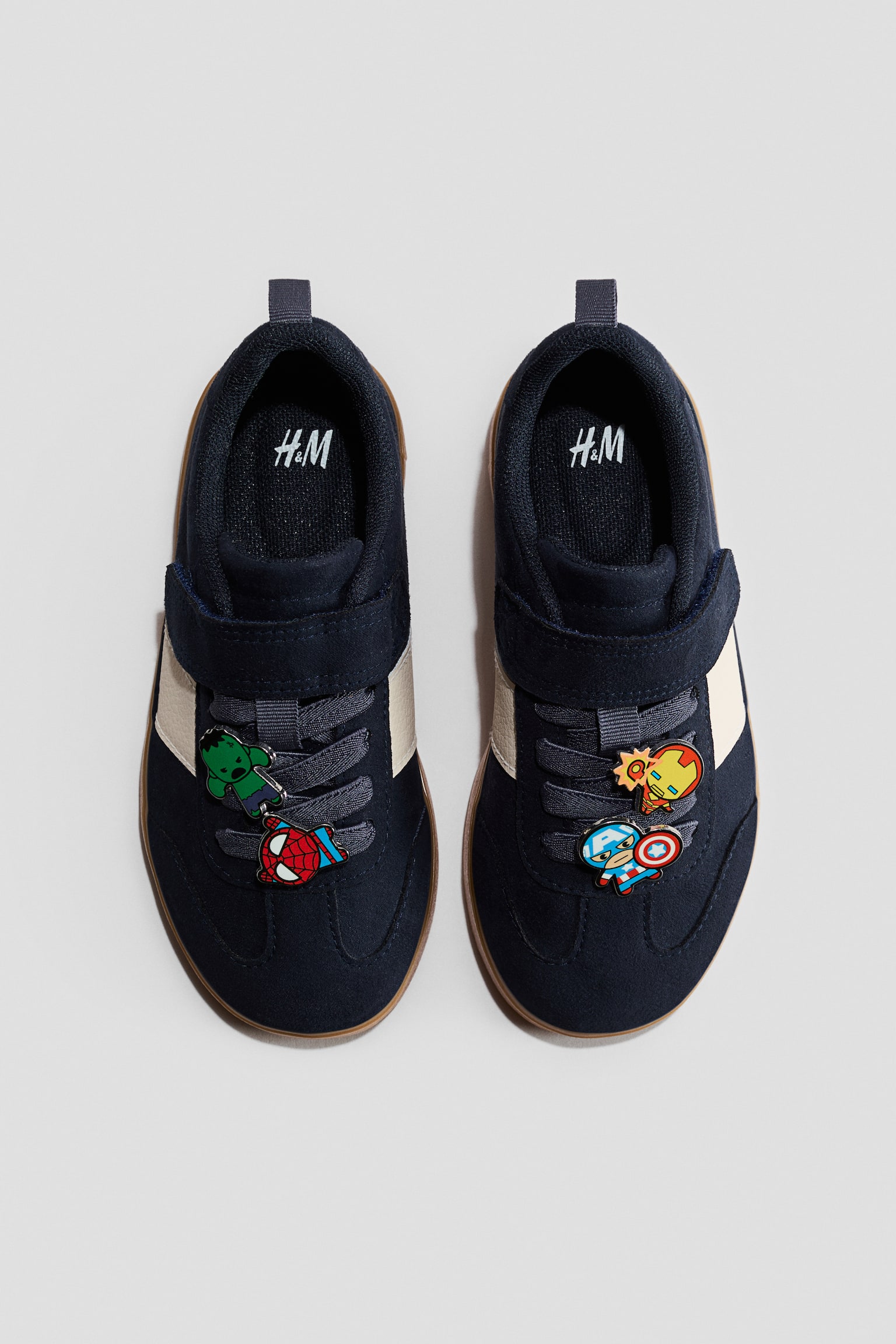 Zapatillas deportivas con aplicaciones - Azul marino/Marvel Comics/Beige/Bluey