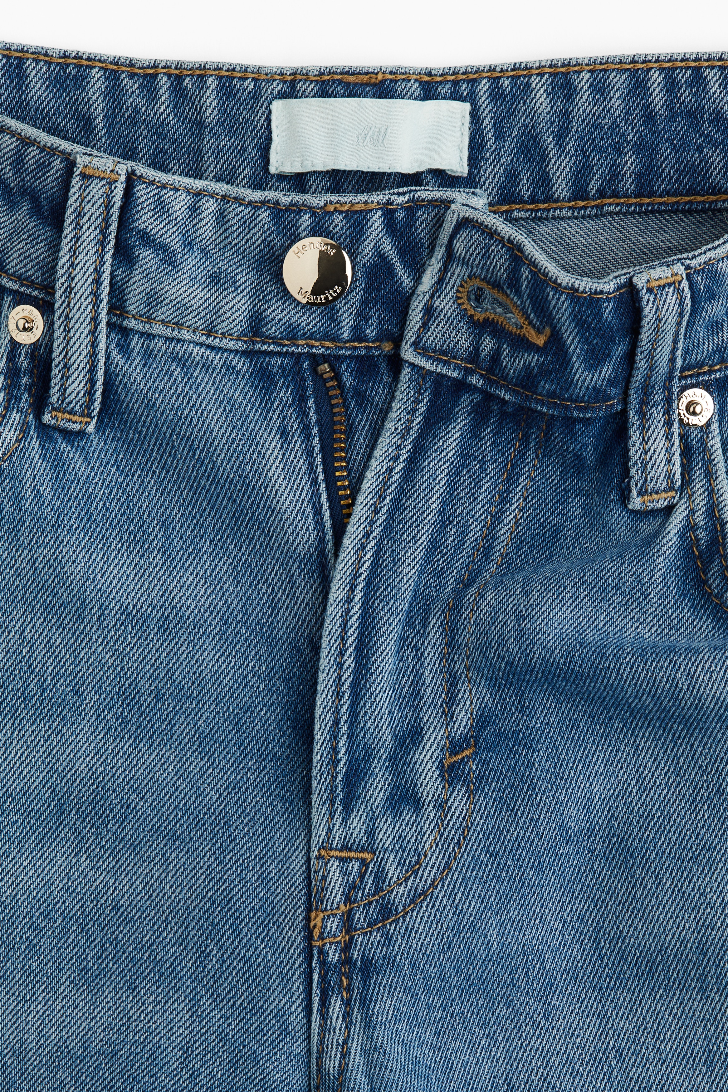 Feather Soft Wide Regular Jeans