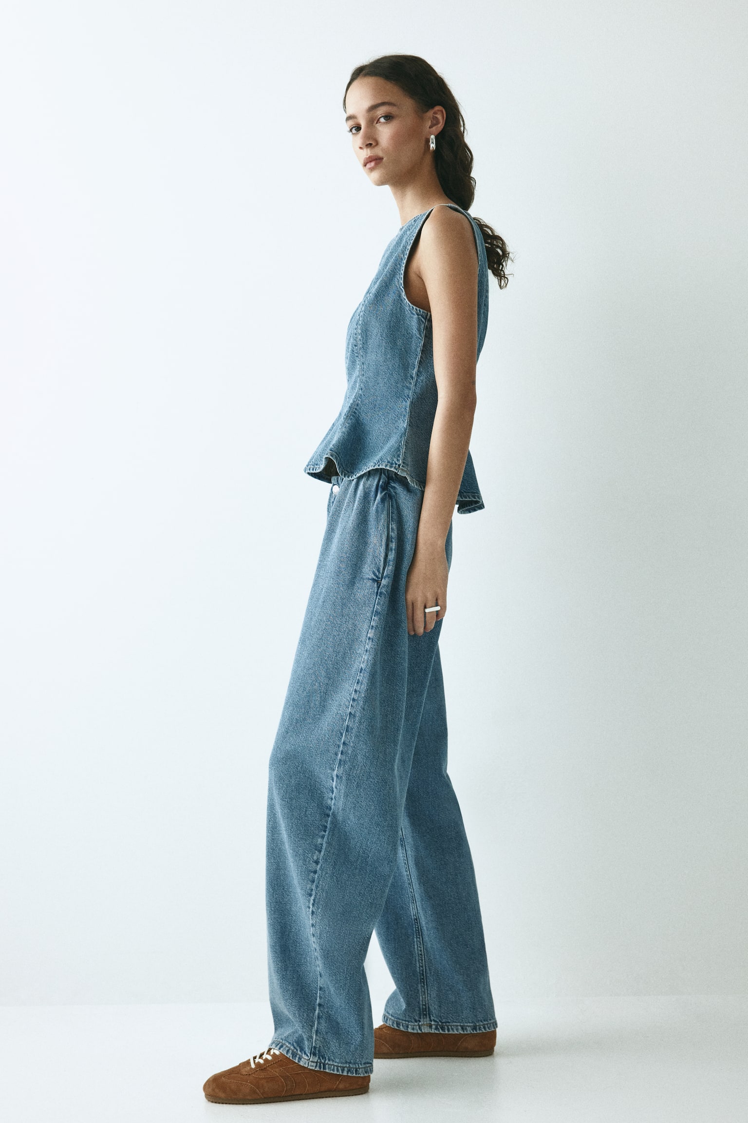 מכנסי ג'ינס בגזרת Barrel - כחול ג'ינס - 3