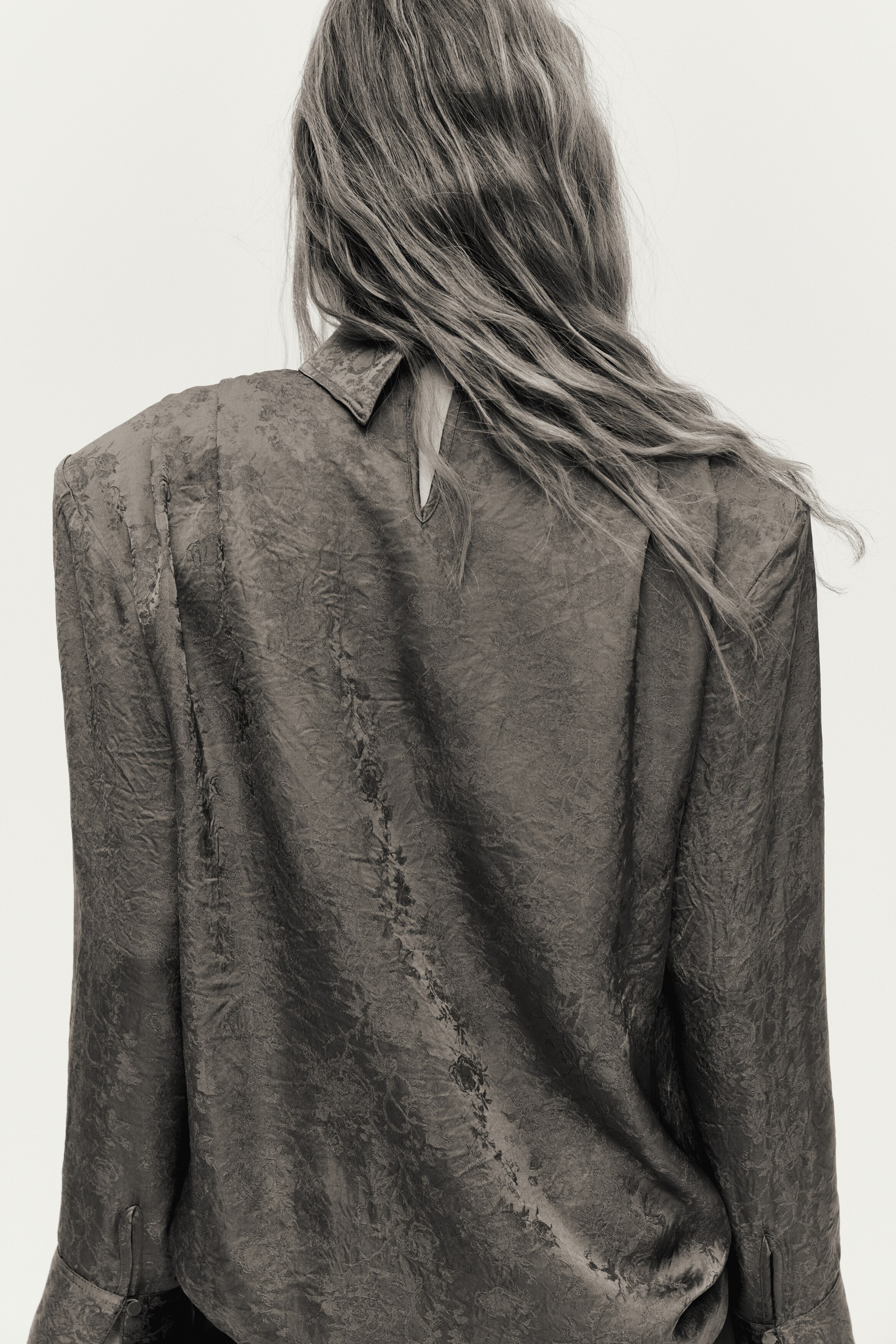 Shoulder-pad blouse