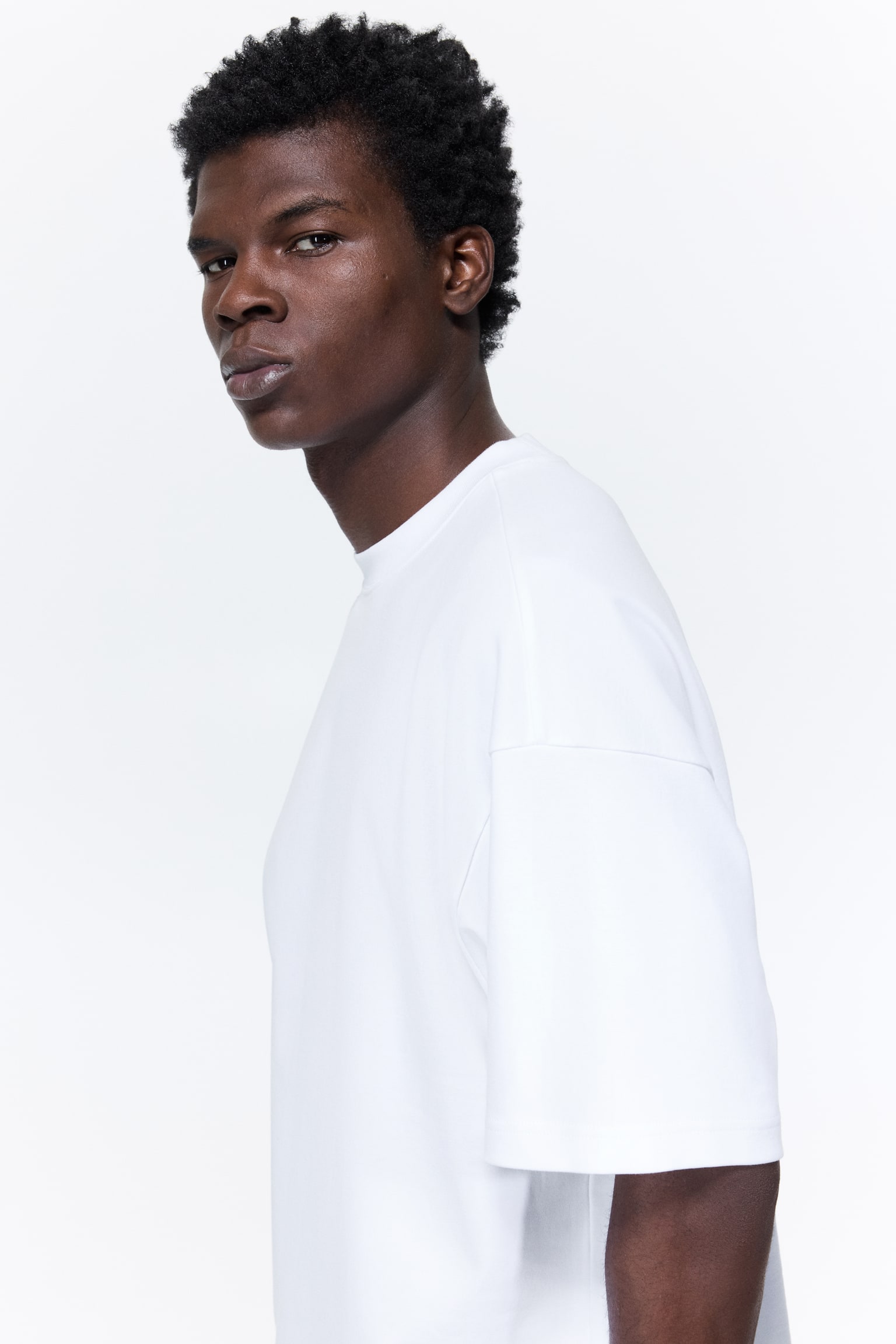 טישירט Oversized Fit - לבן/בז' כהה/אפור/שחור - 6