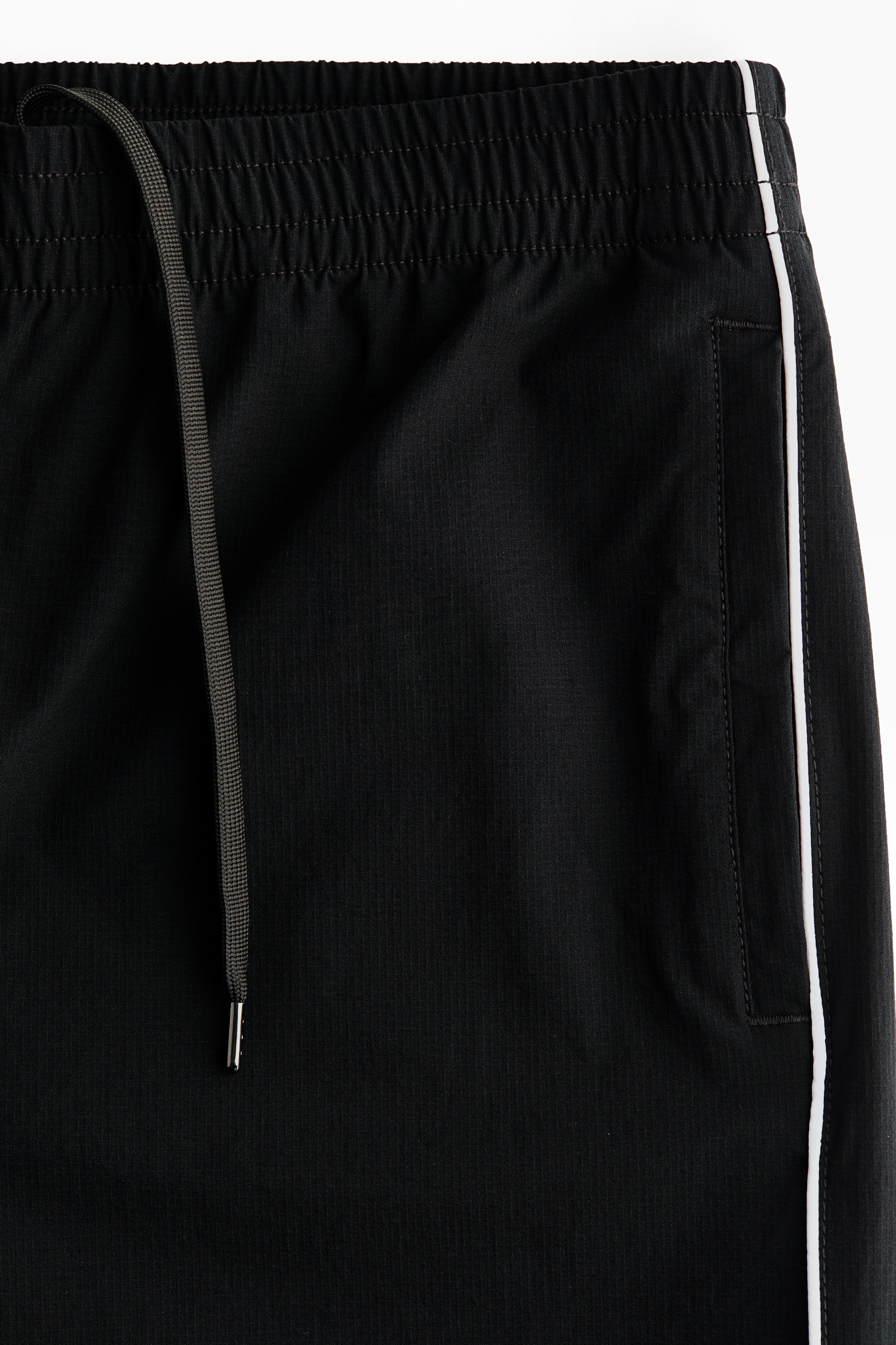 Knee-length shorts
