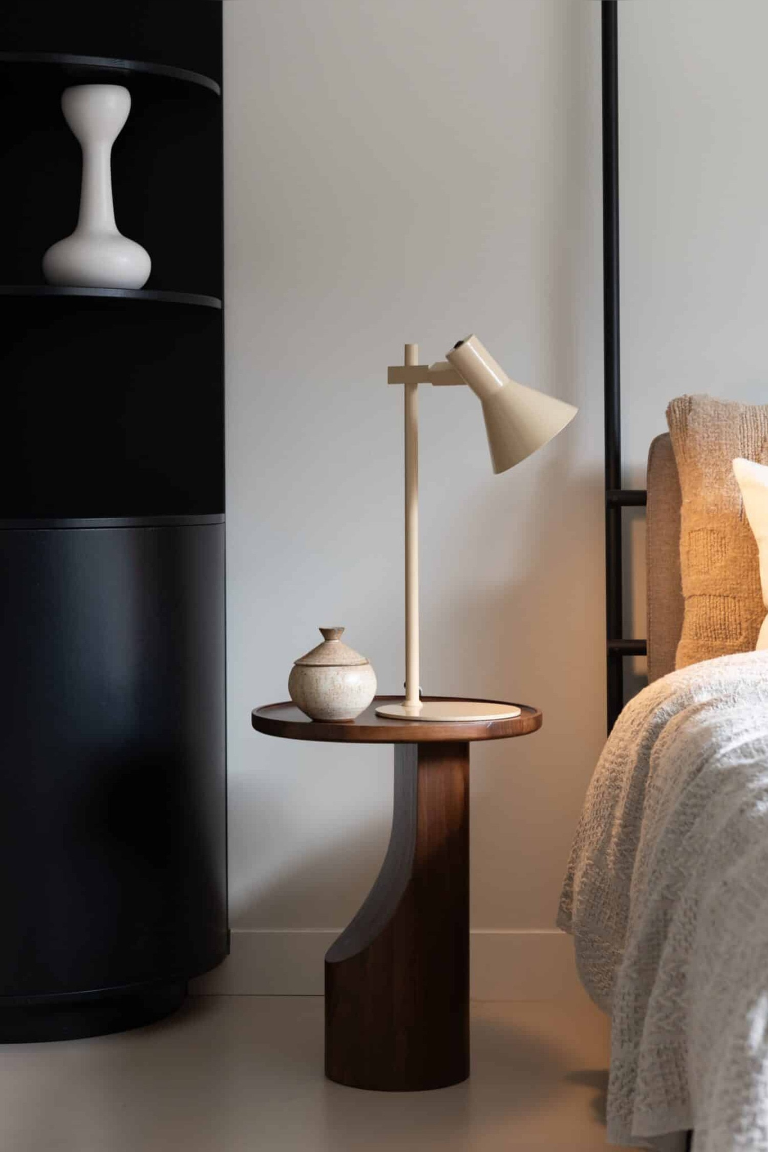 Stavanger Bordlampe - Beige/Lysegrå
