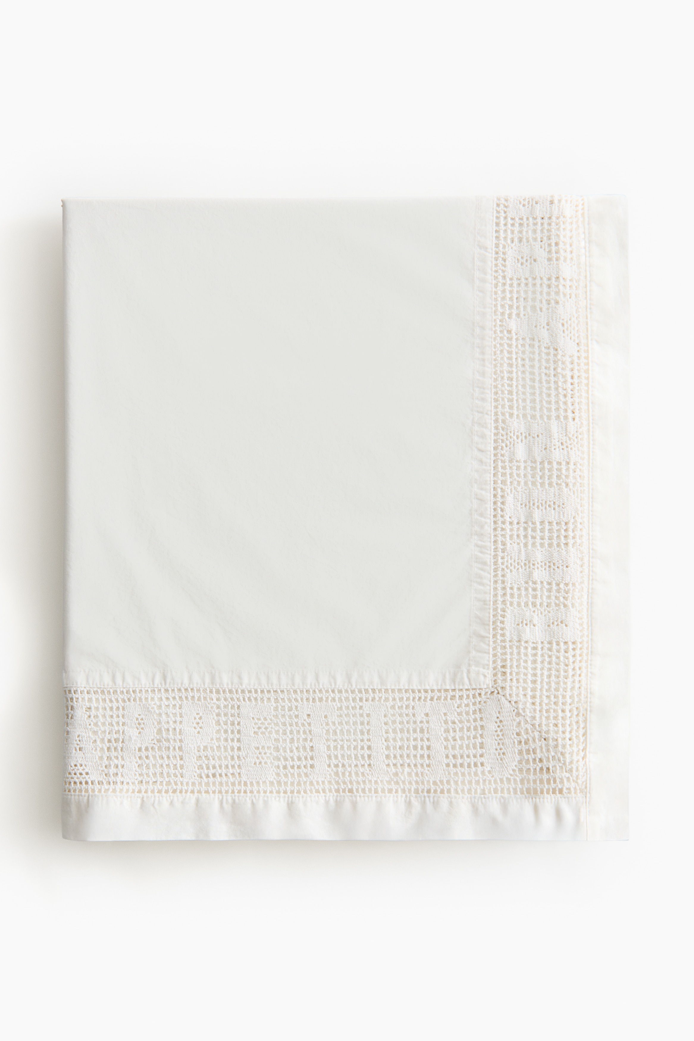 Lace-Trimmed Cotton Tablecloth - White/Buon Appetito