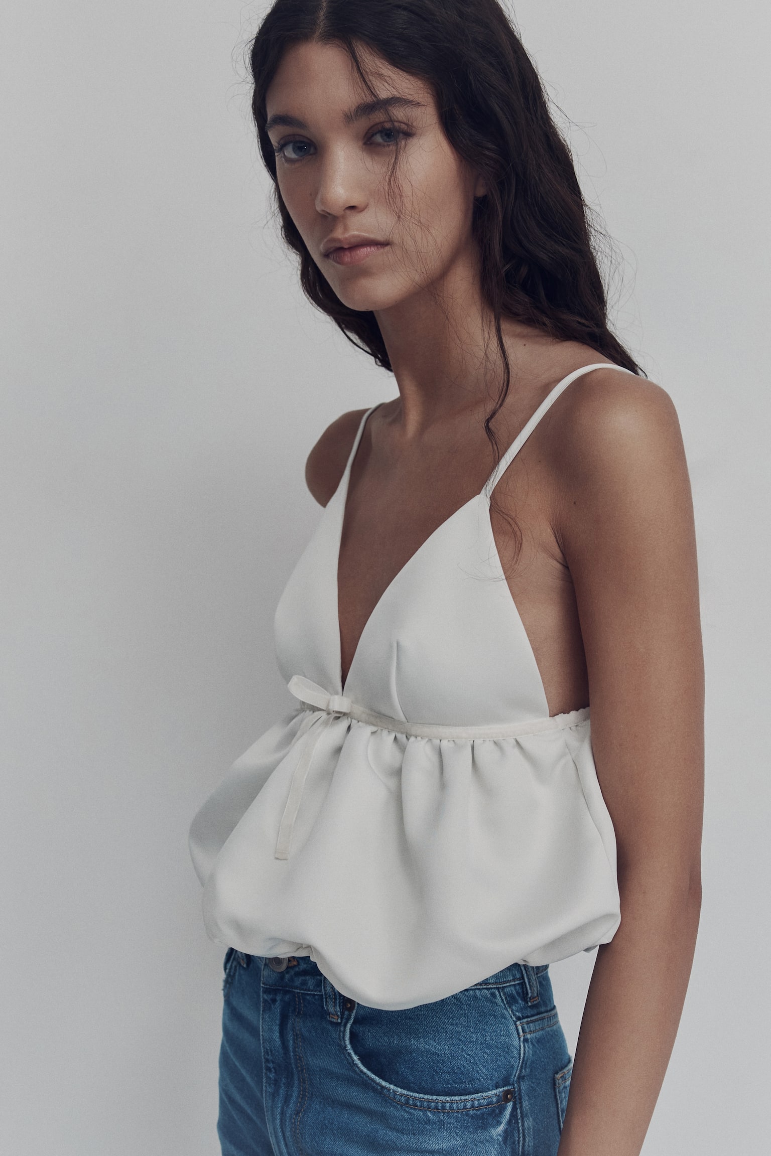 Bombkowy top na ramiączkach - Biały/Czarny - 6