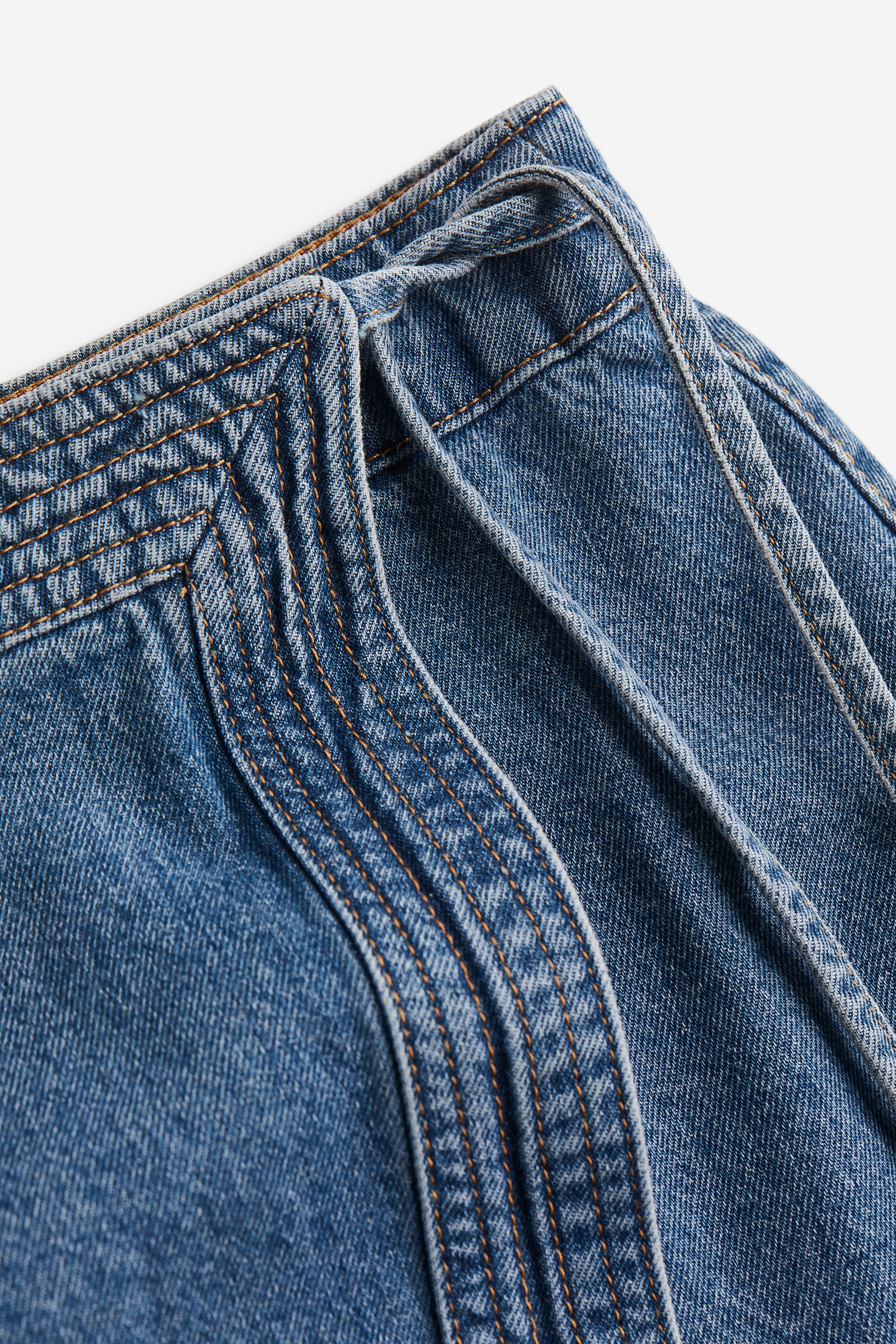Visa större bild: Omlottkjol i denim - Denimblå - DAM | H&M SE 2