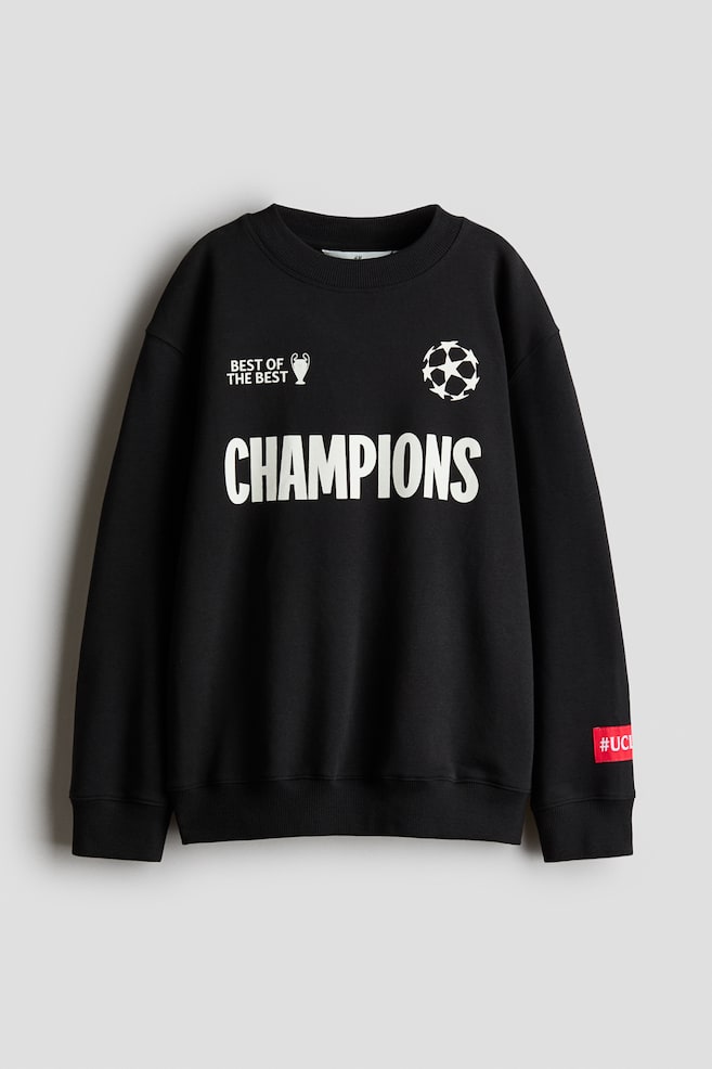 Bedrucktes Sweatshirt in Loose Fit - Schwarz/UEFA Champions League®/Hellgraumeliert/Die Simpsons/Hellbeige/Die Simpsons - 1