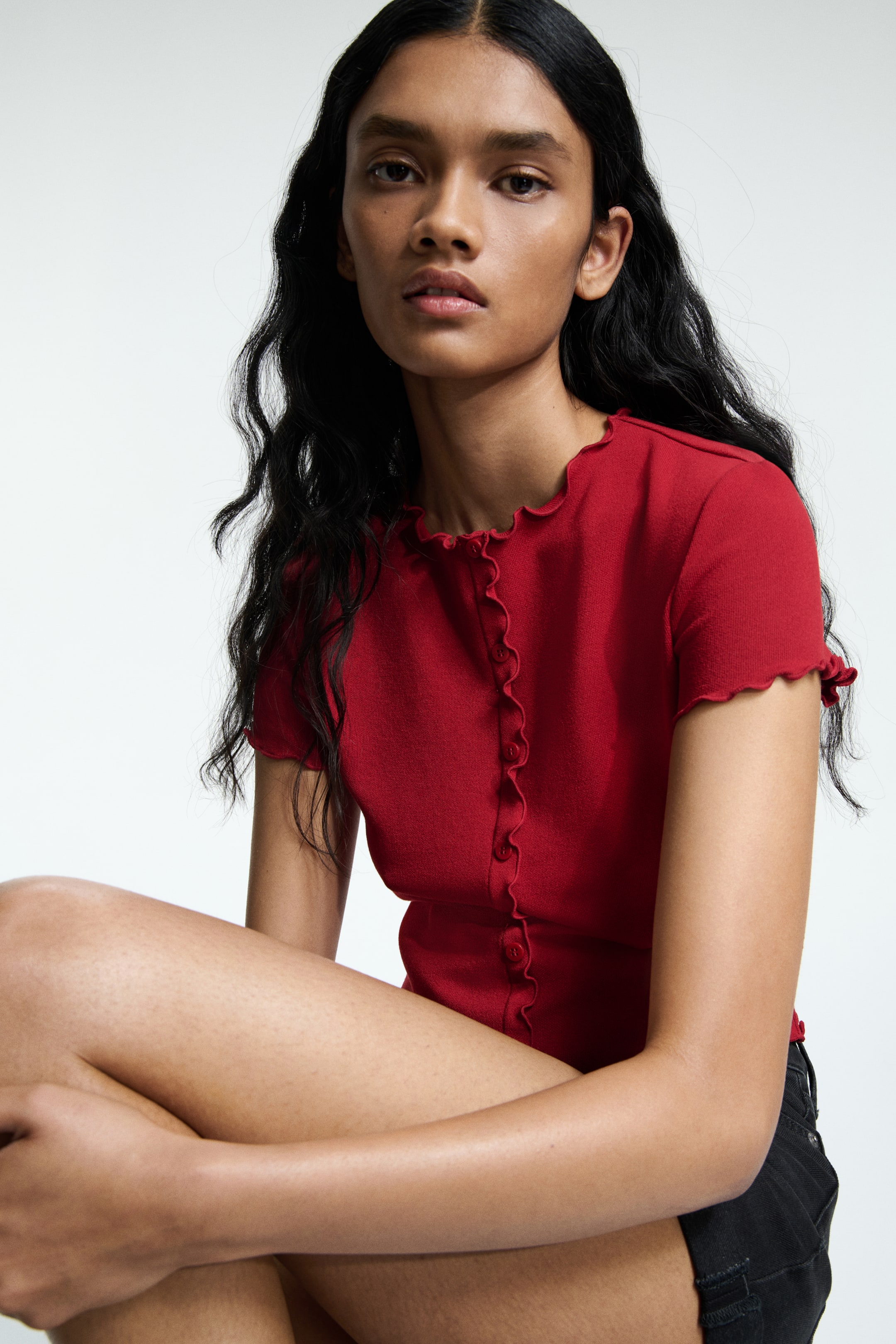View larger image: Overlocked top - Red - Ladies | H&M IN 1