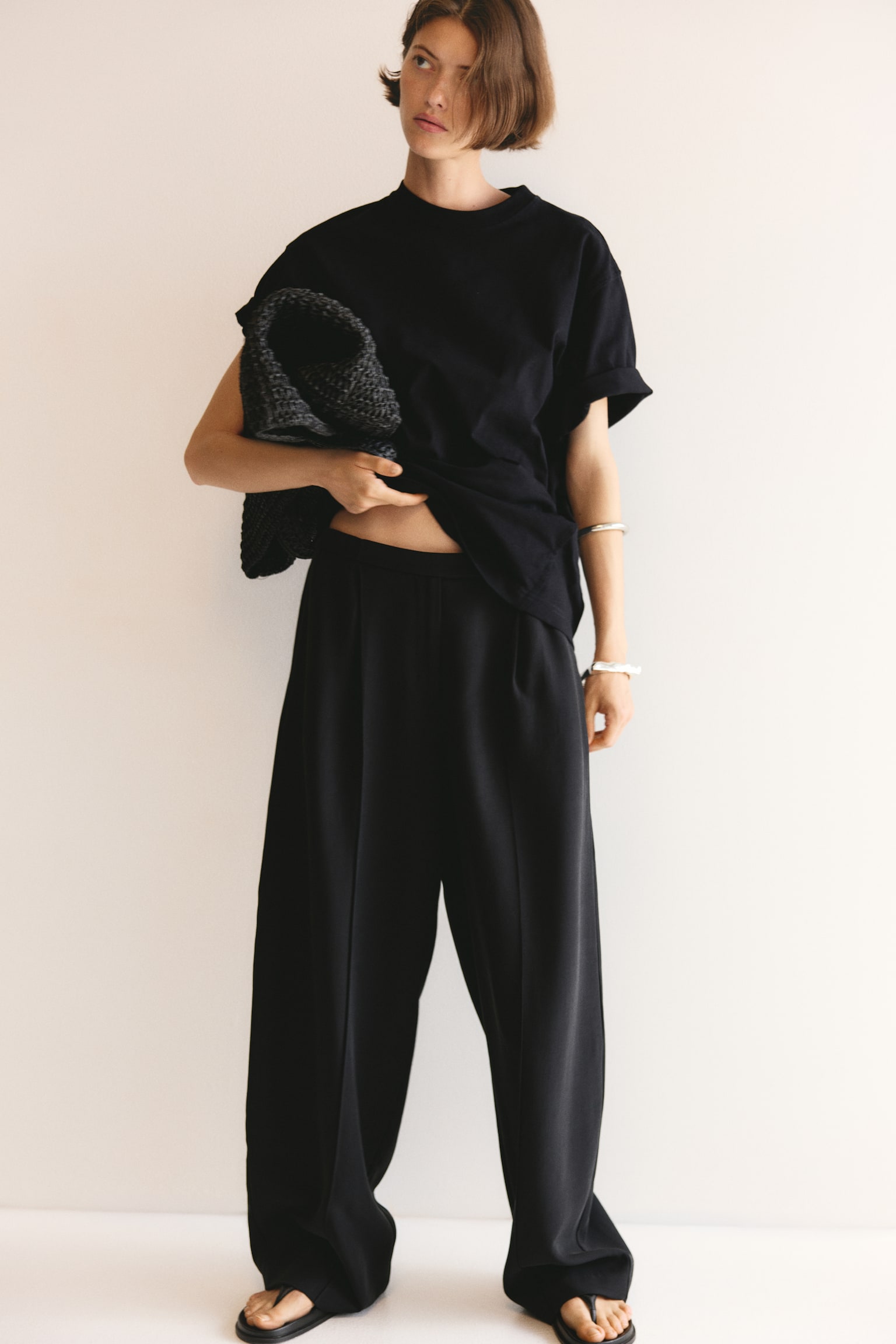Женские брюки H&M Creased Barrel-Leg, цвет: Чёрный — фото 3