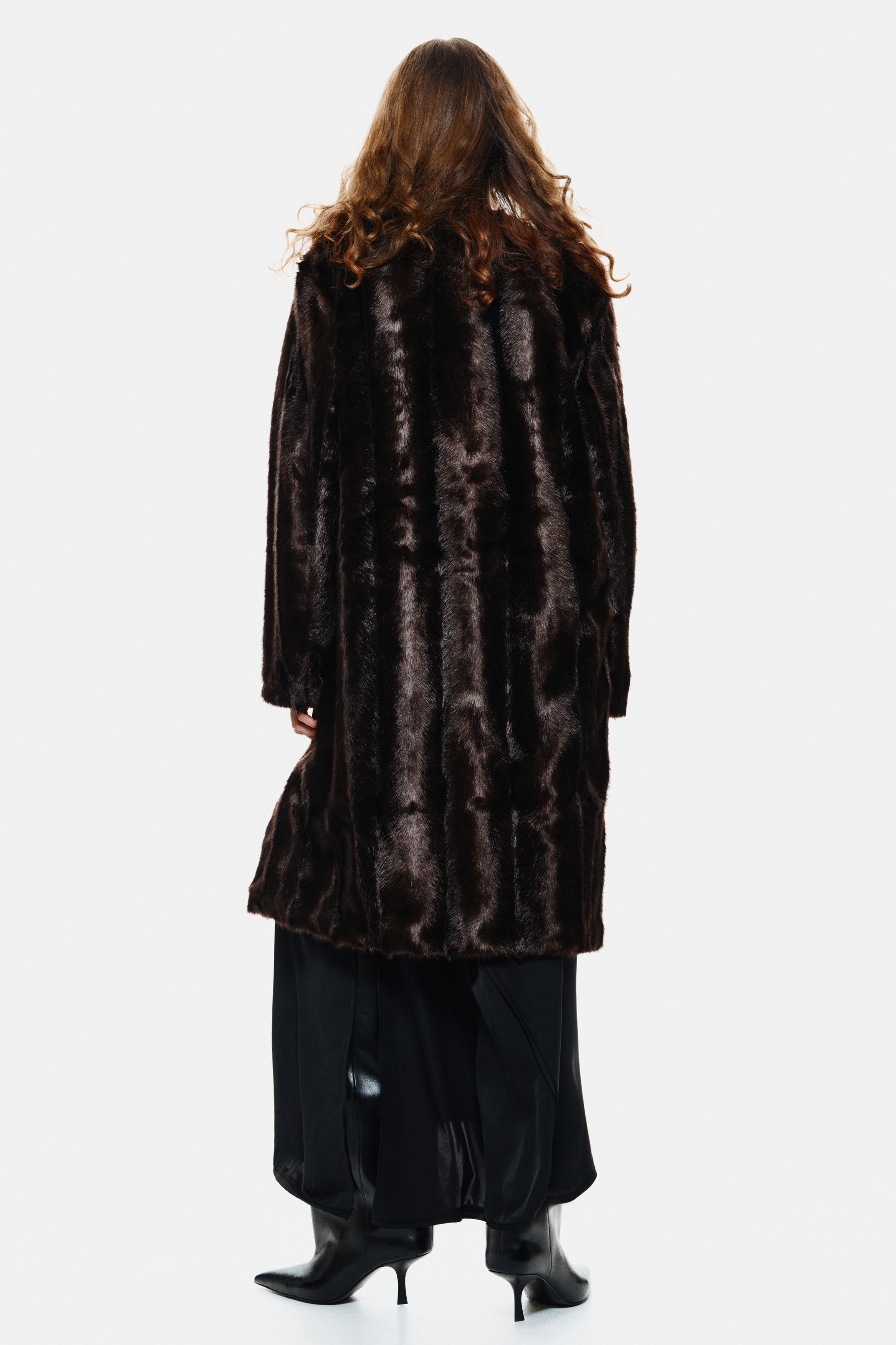 【i_am】 2way fur midi check coat Botanical Fur Trim Coat – Midnight Hour