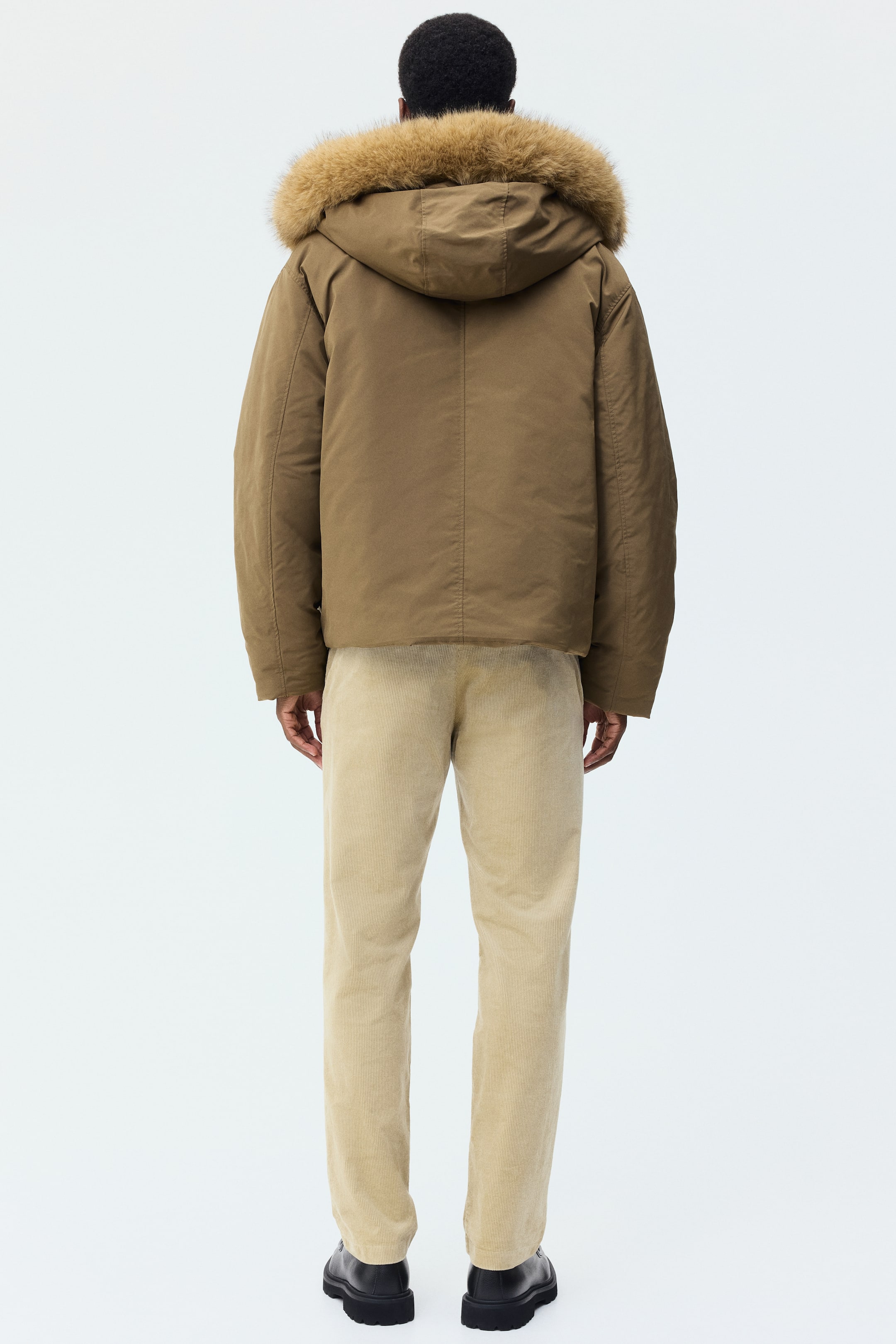 Zobacz większy obraz: Regular Fit Corduroy trousers - Beżowy - ON | H&M PL 3