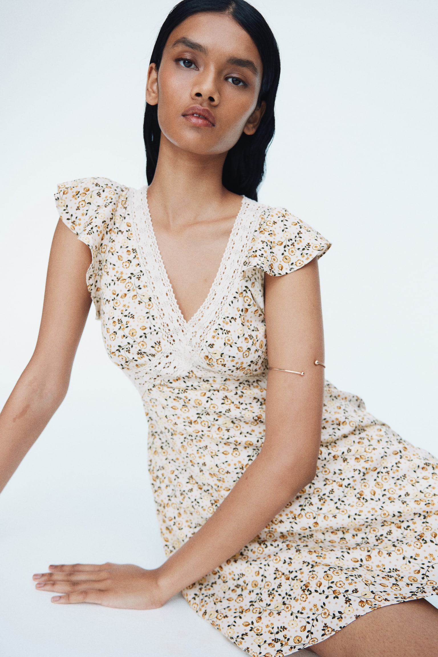 Váy có chi tiết ren - Màu trắng/Hoa - 5