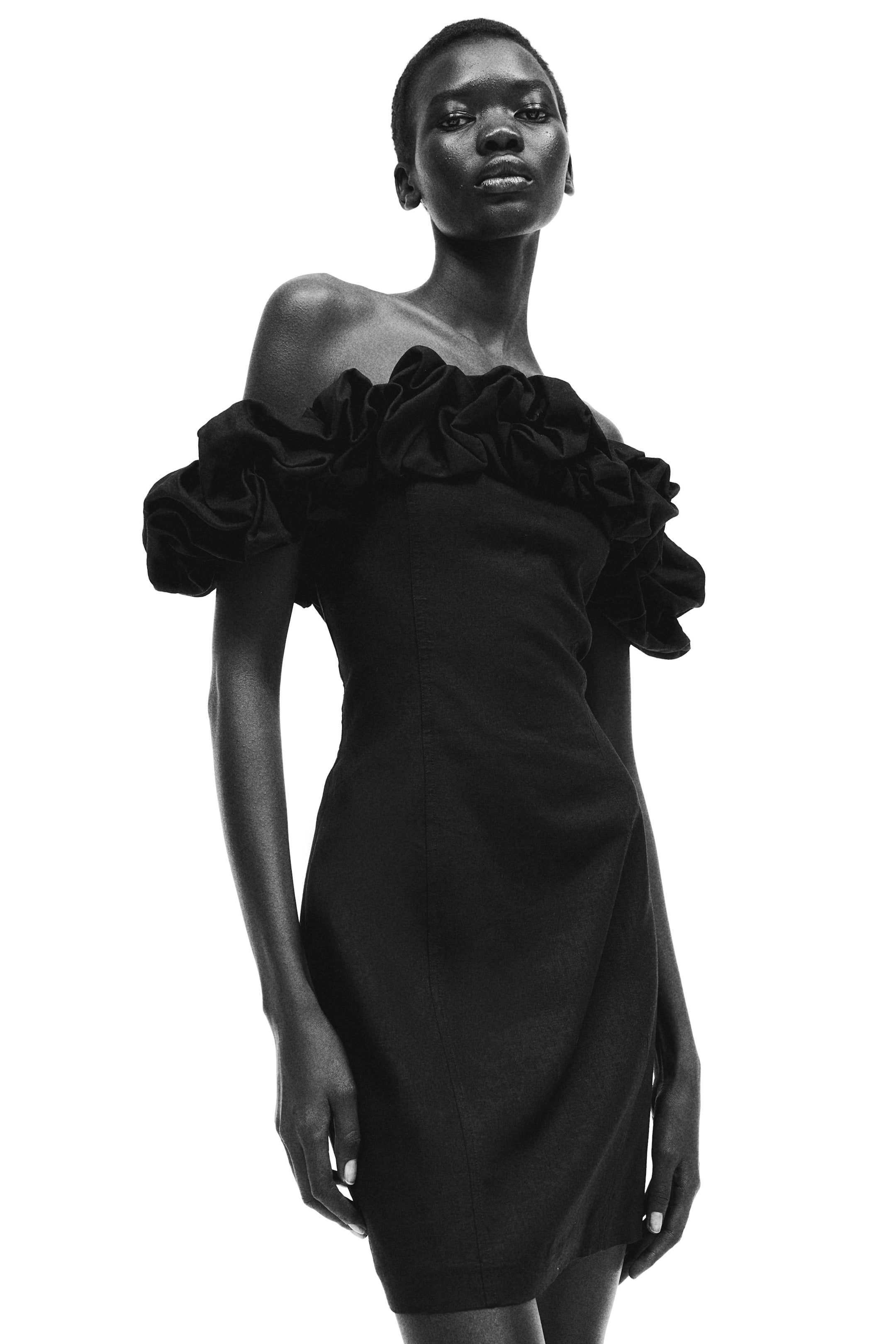 Ruffled off-the-shoulder dress - Black - Ladies | H&M GB