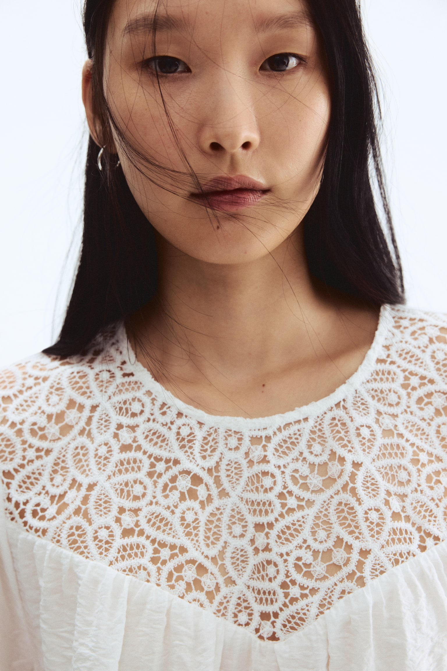 Dantel Robalı Bluz - Beyaz/Bordo - 5