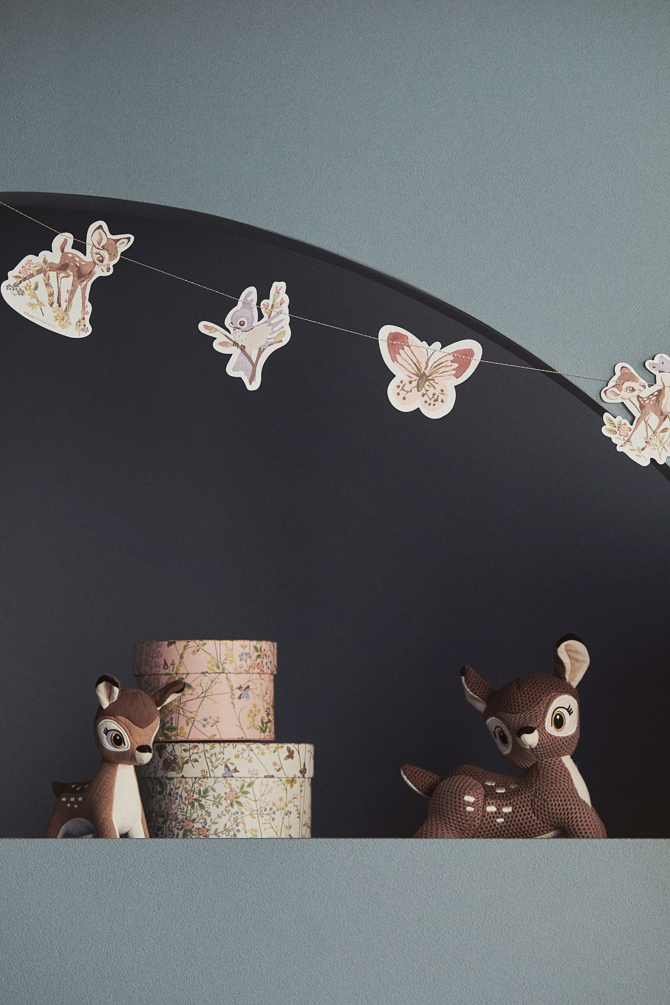 Animal Pennant Garland